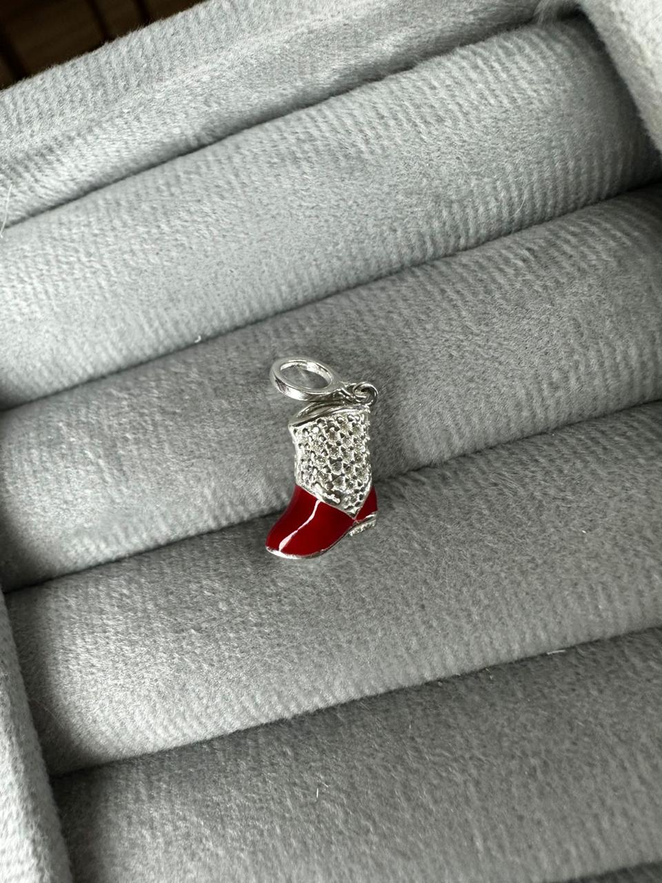 Berloque Bota Na Micro Zircônia