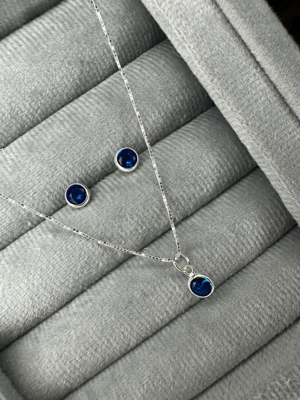 Conjunto Ponto Luz Cravação Inglesa Zircônia Azul Escuro