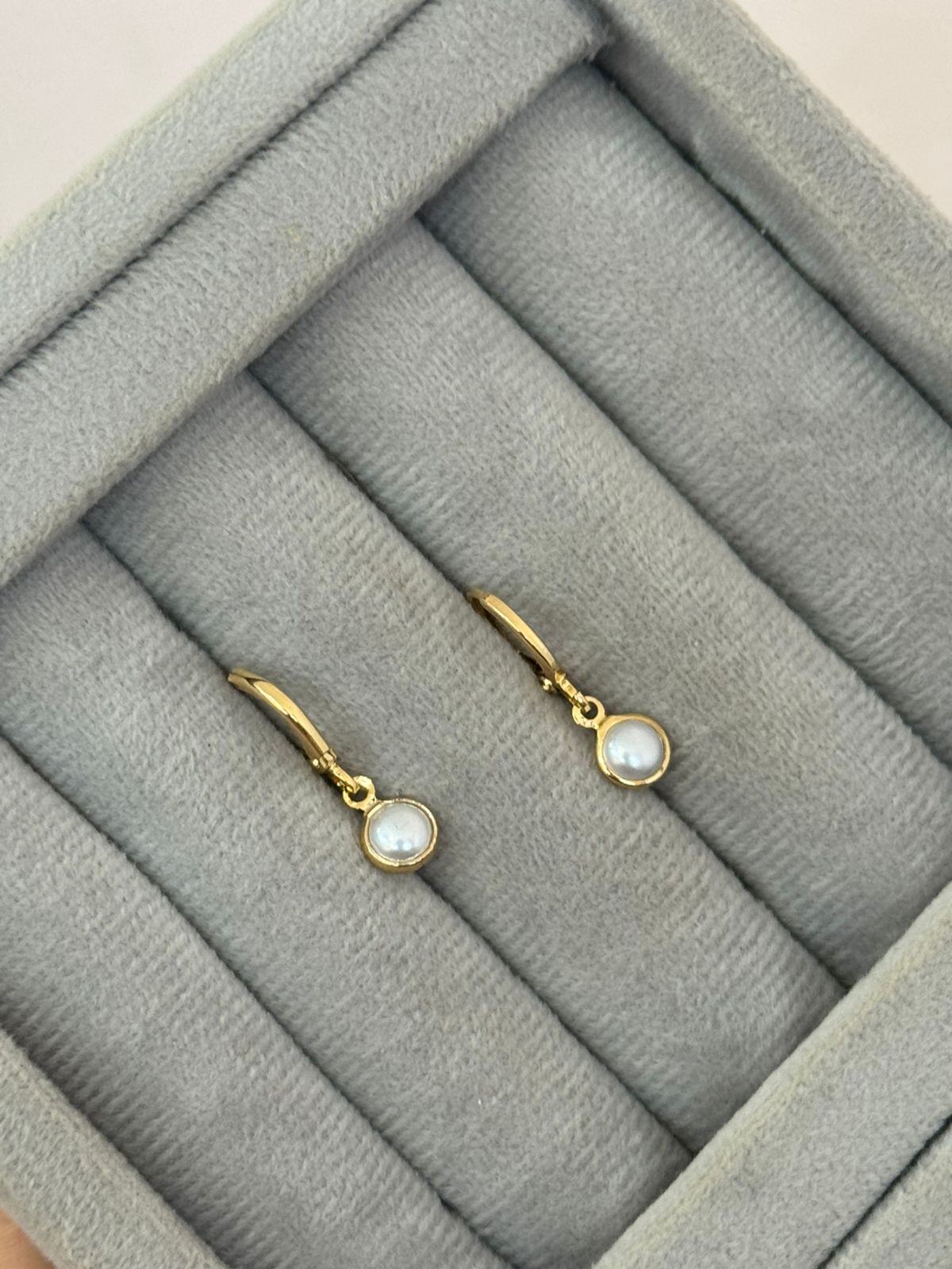 Brinco Argola Com Pérola Semijoia Ouro 18K