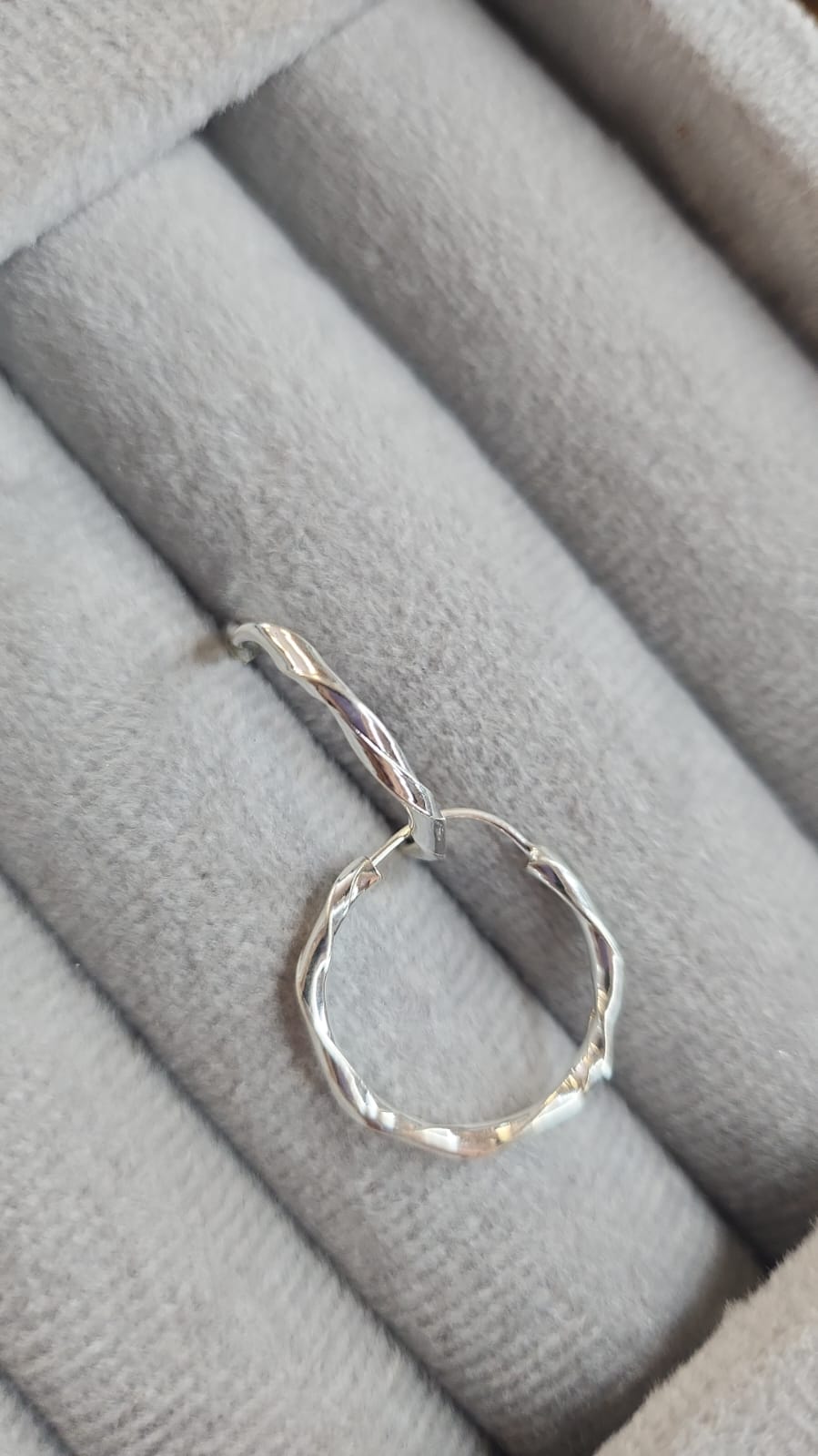 Argola Redonda Torcida 2Mm