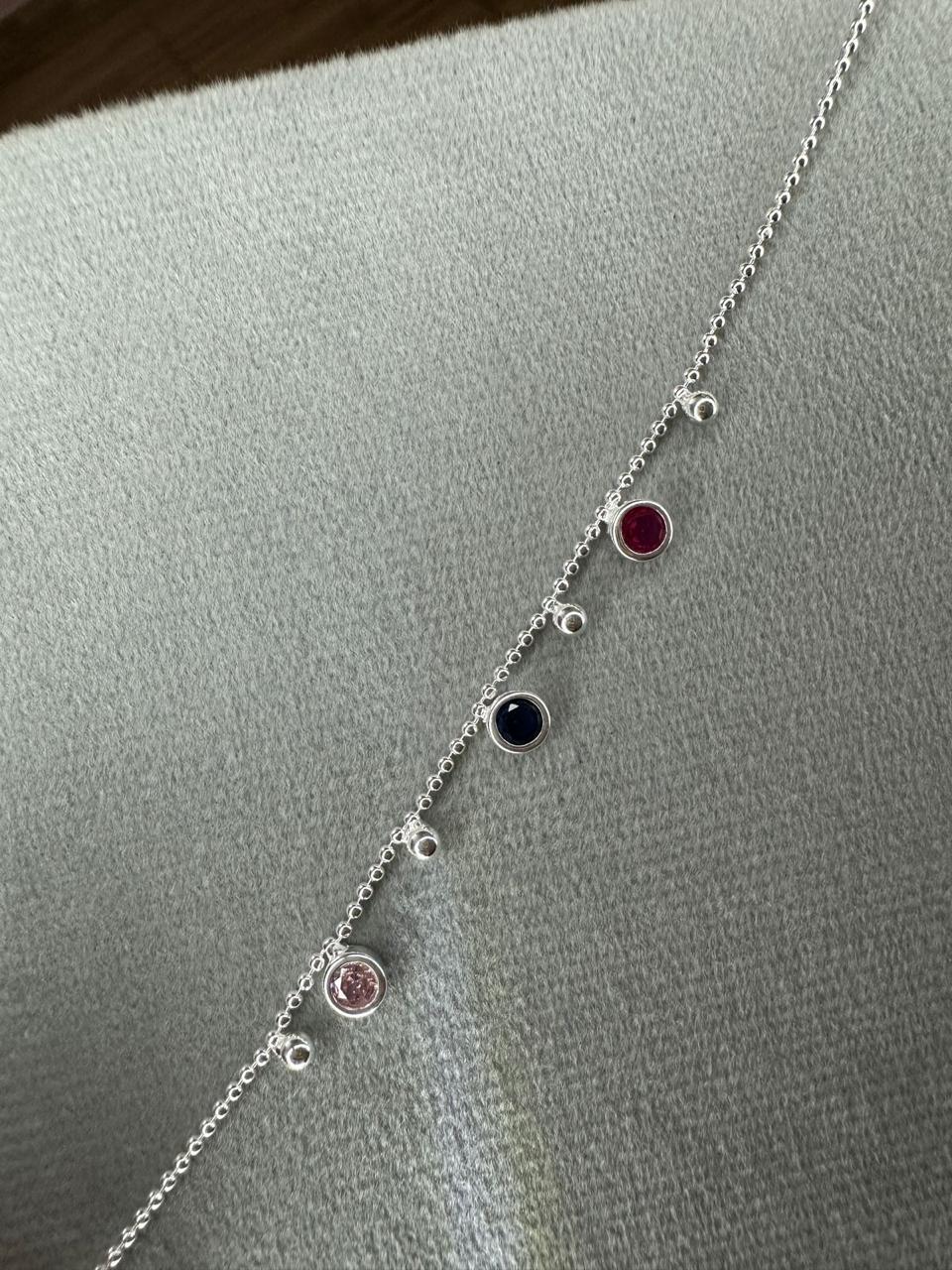 Tornozeleira com Detalhes em Zircônia