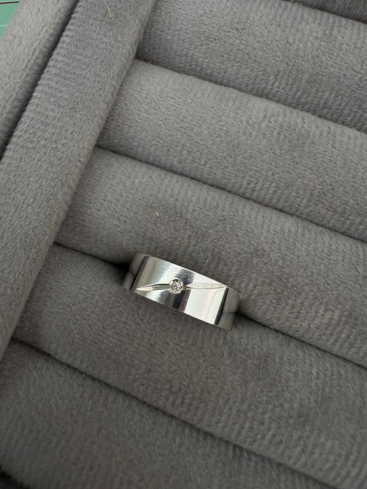 Aliança de Prata 925 Quadrada com Detalhe 6mm 