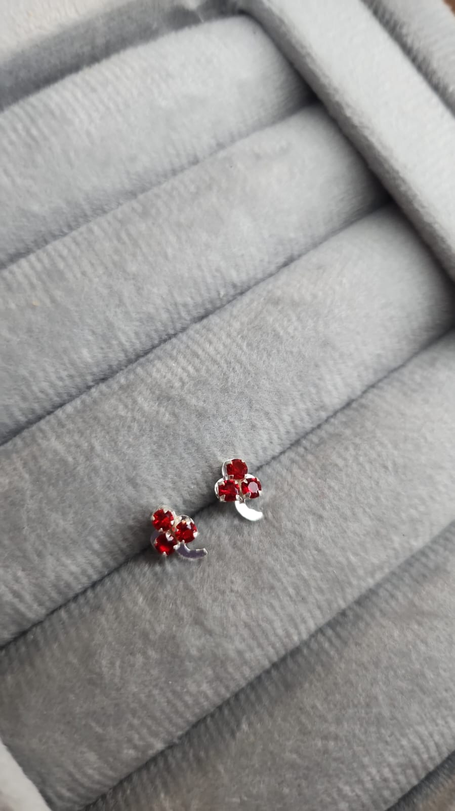 Brinco Baby Ponto Luz Uva