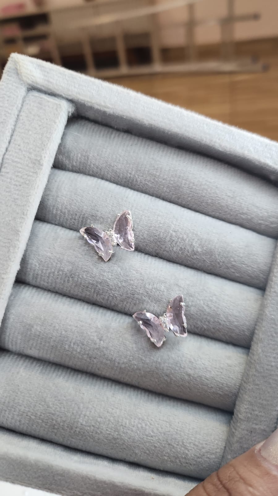 Brinco Borboleta Na Zircônia Rosa