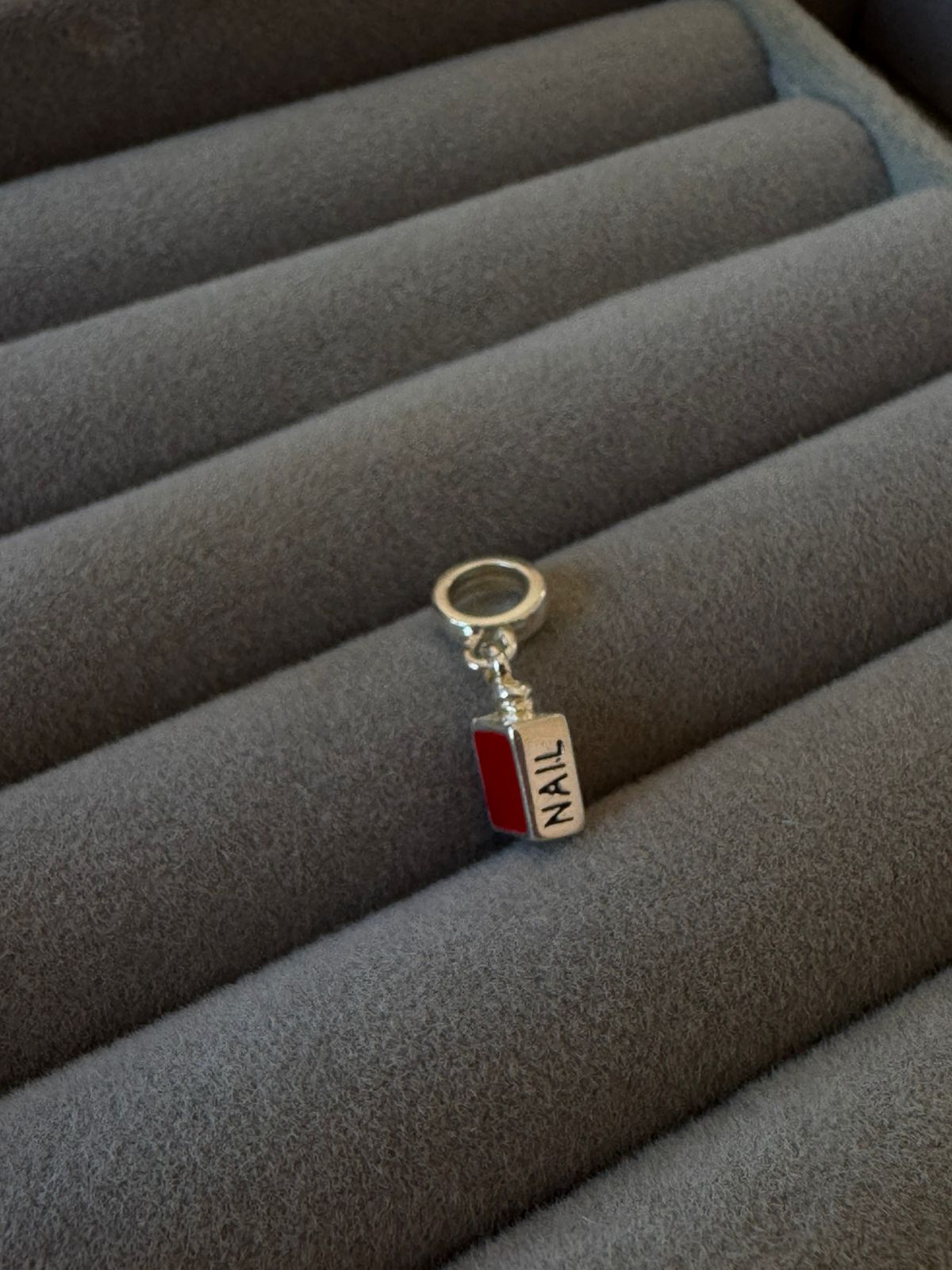 Berloque Esmalte Resinado de Prata