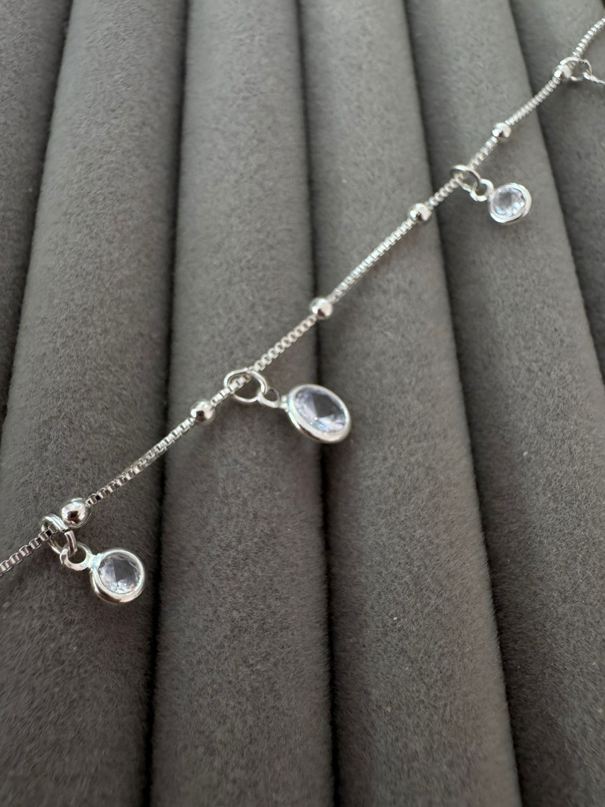 Pulseira com Bolinhas e Gotas