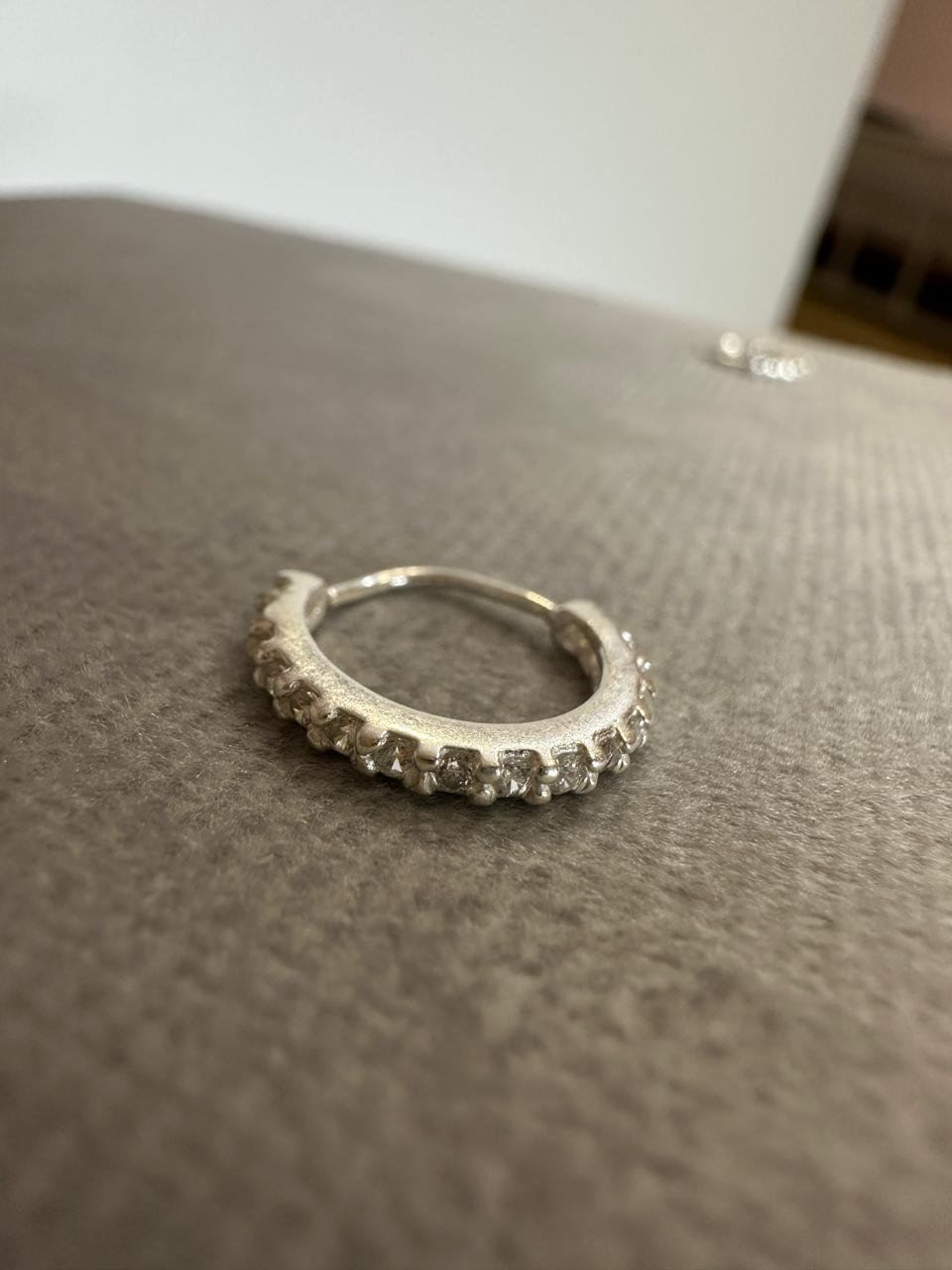 Piercing Argola Com Detalhe em Micro Zircônia