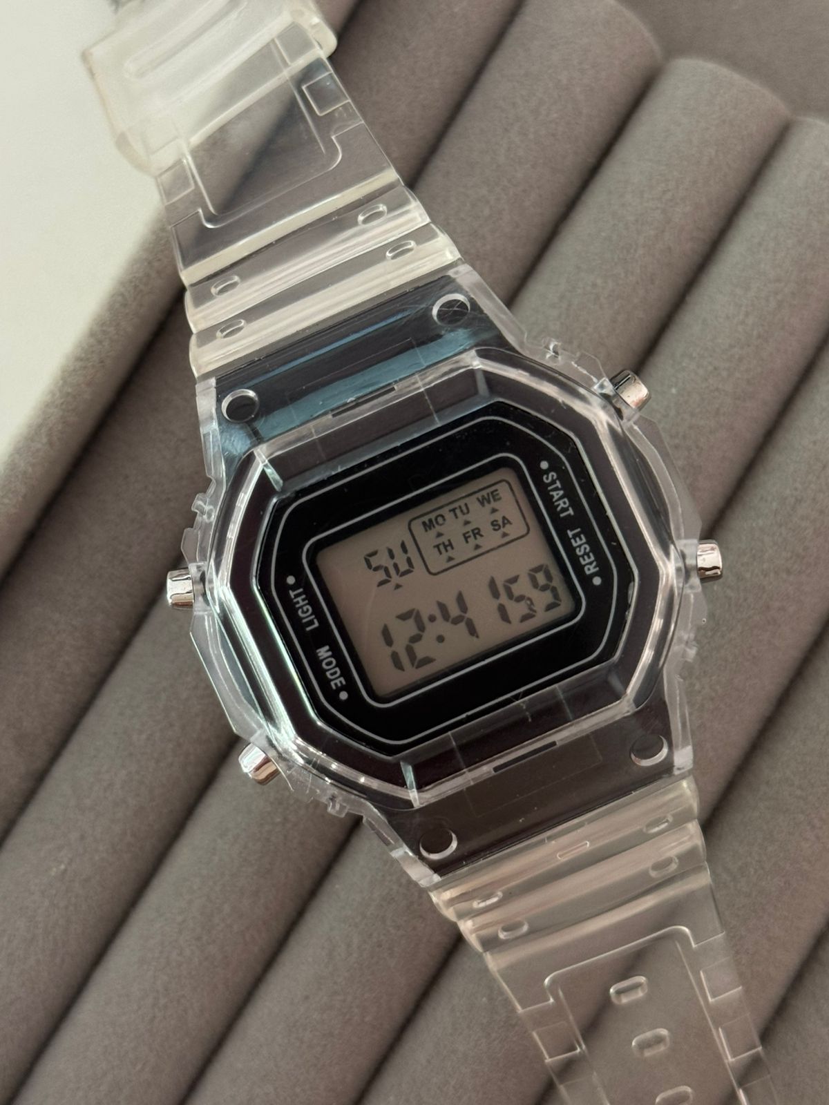 Relógio Esportivo Quadrado Transparente