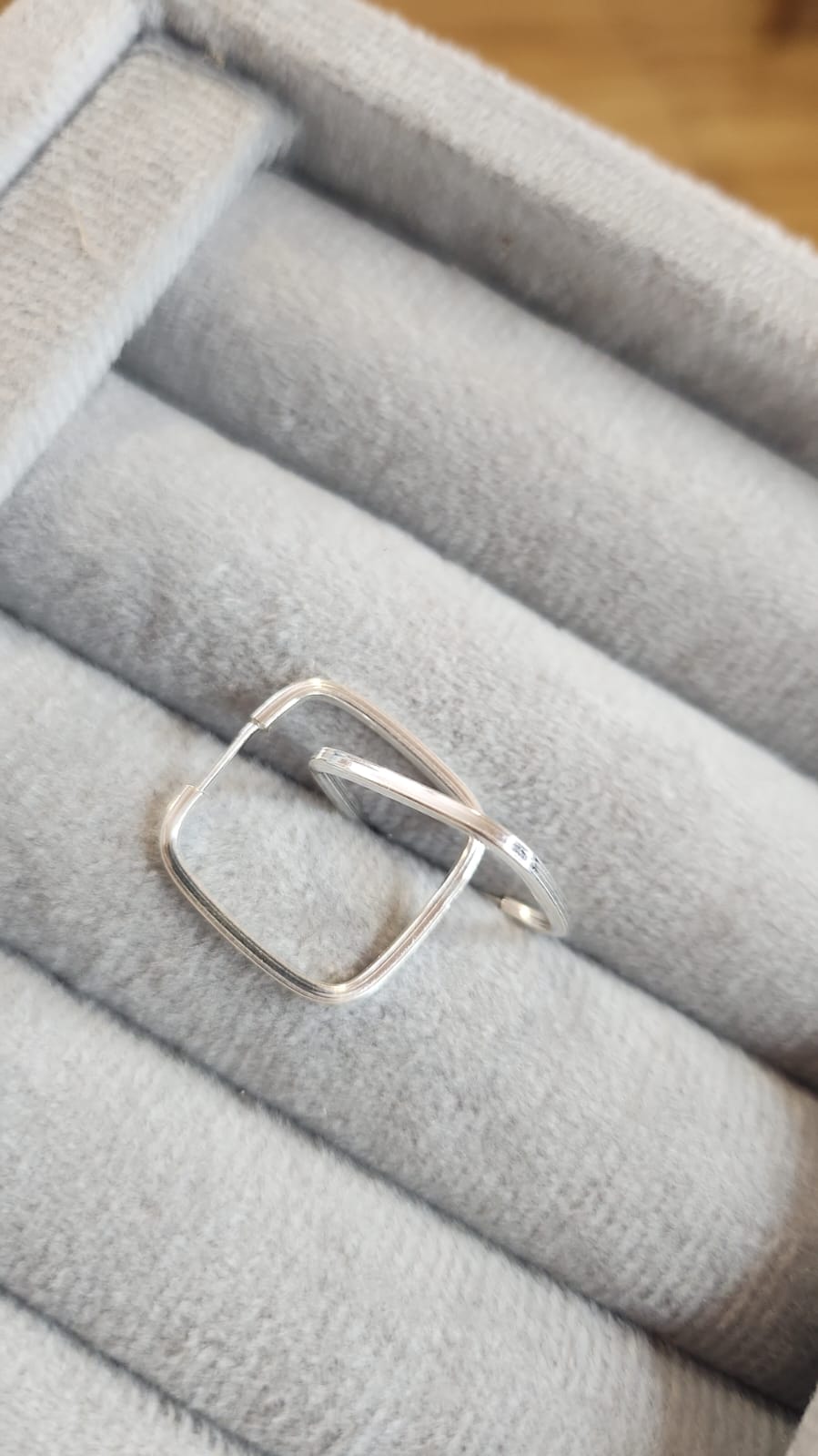 Argola Quadrada Fio Quadrado 1