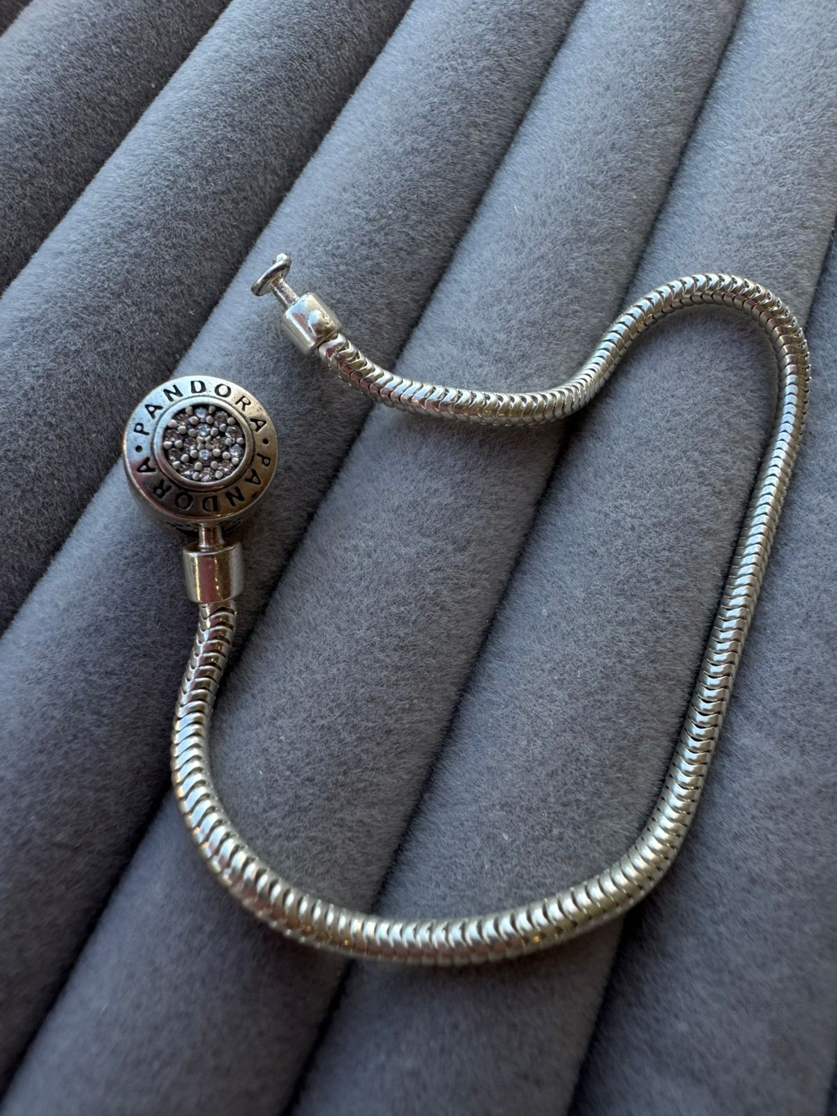 Pulseira Inspiração Pandora com Detalhe em Micro Zircônia