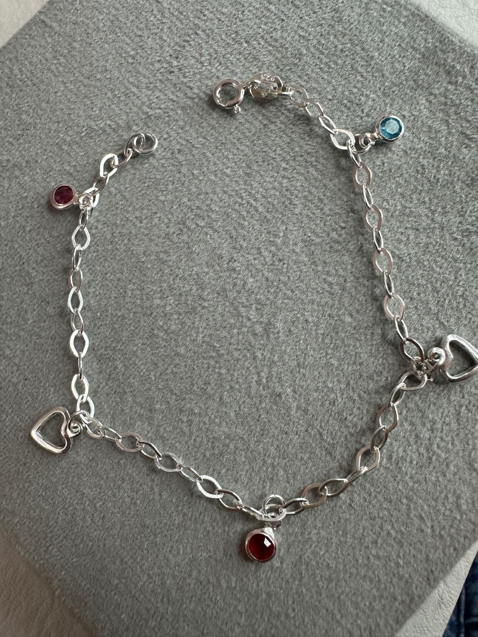 Pulseira com Zircônias e Corações Coloridos