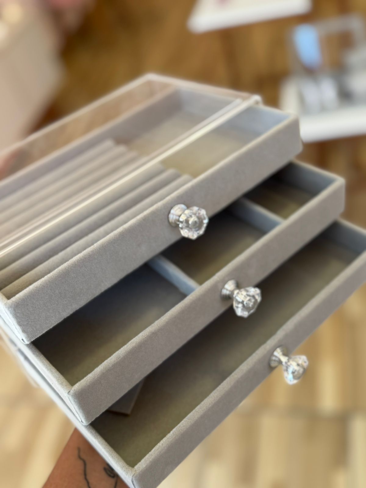 Porta Jóia Acrilíco com 3 Gavetas