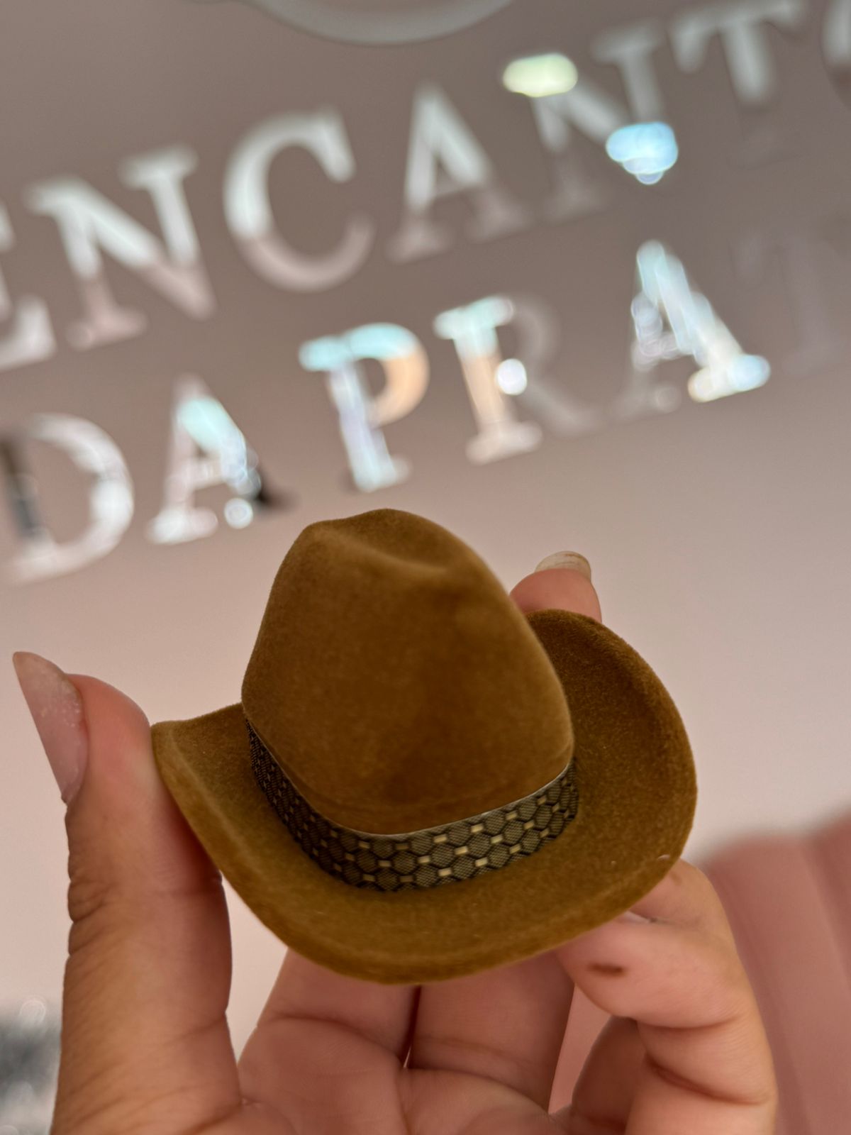 Caixinha de Anel ou Aliança Modelo Chapéu