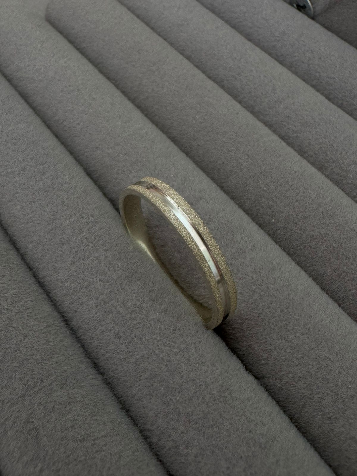 Aliança Compromisso Prata Diamantada com Friso 3,5 mm Unitária