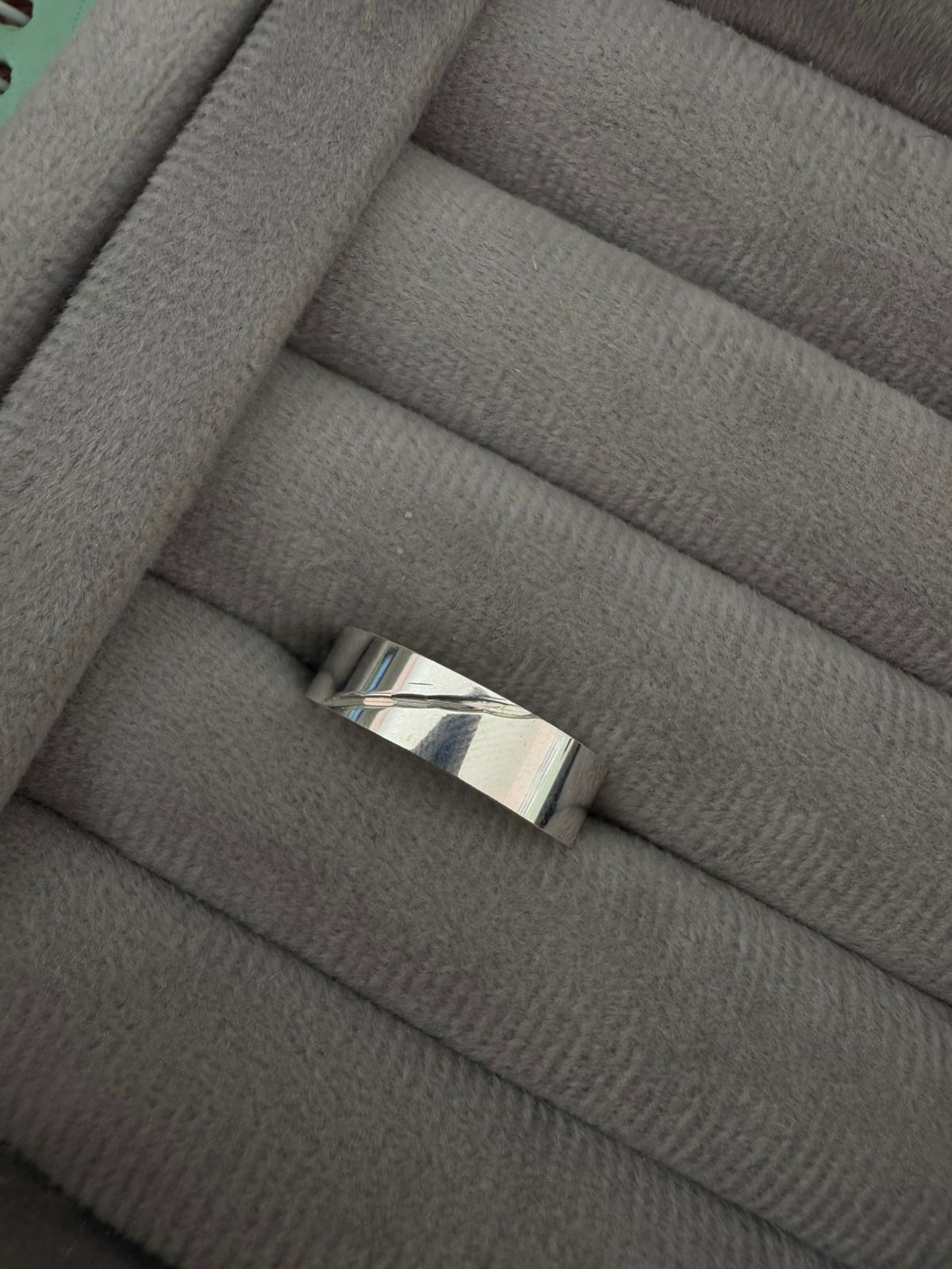 Aliança de Prata 925 Quadrada com Detalhe 6mm 