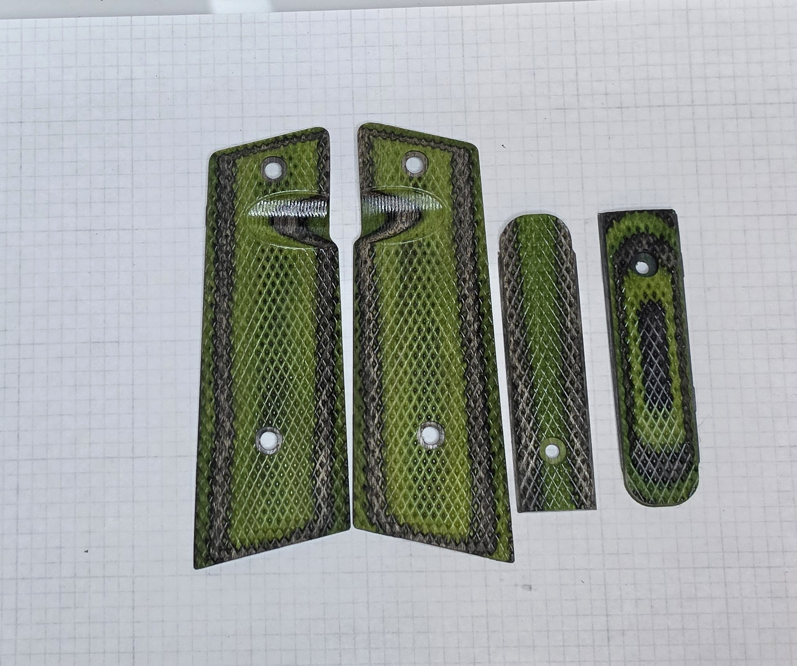 Mischief Machine Commander Gen 1 Macro Grip Panels