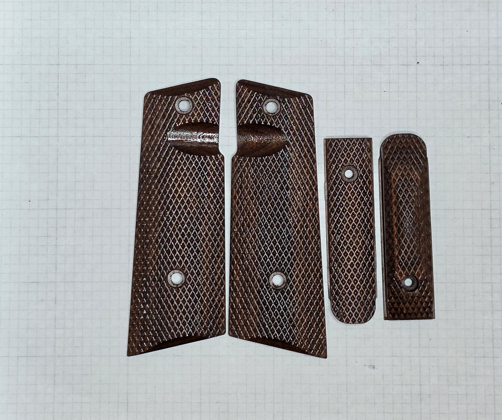 Mischief Machine Commander Gen 1 Macro Grip Panels