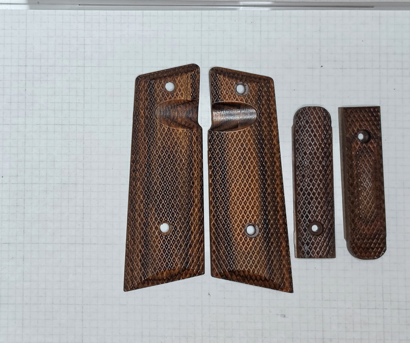 Mischief Machine Commander Gen 1 Macro Grip Panels