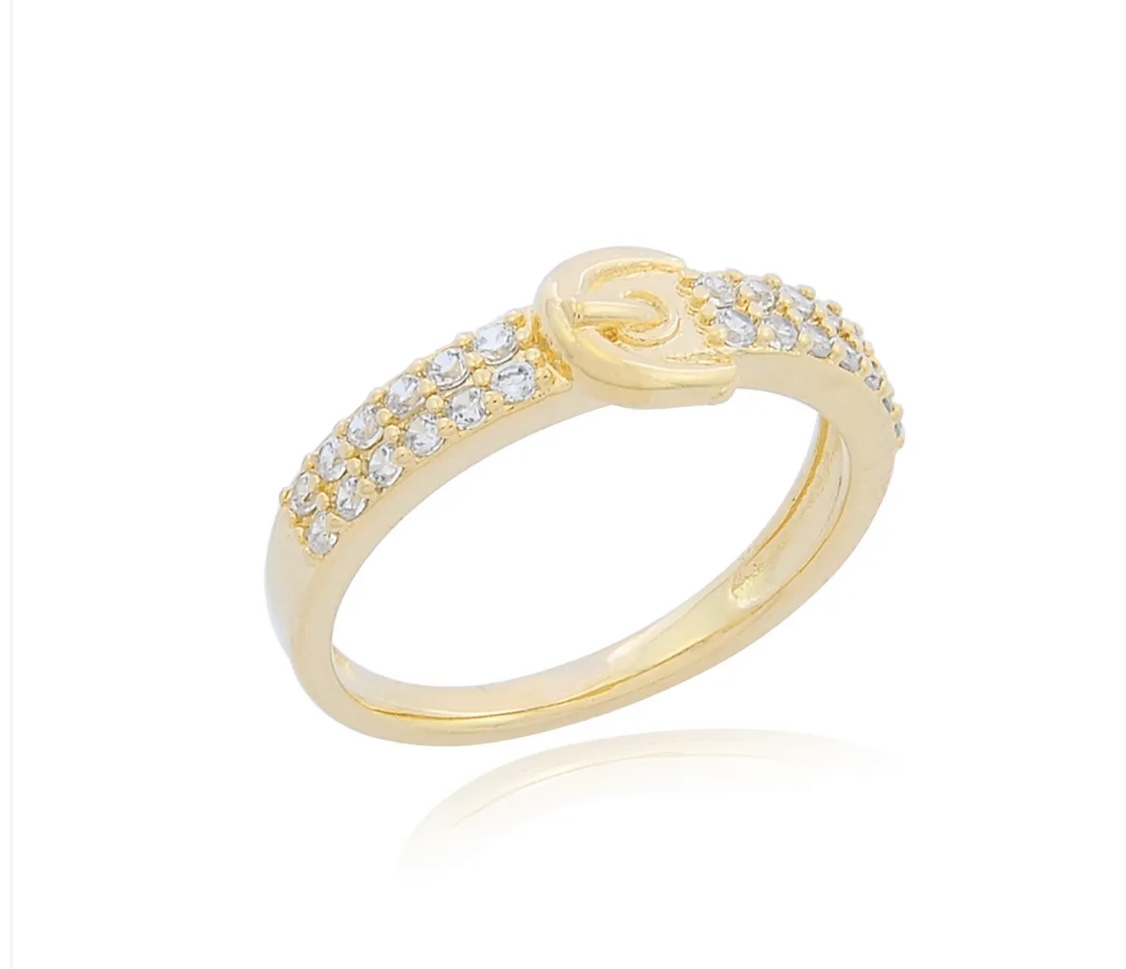 Anel Dourado com Zircônias