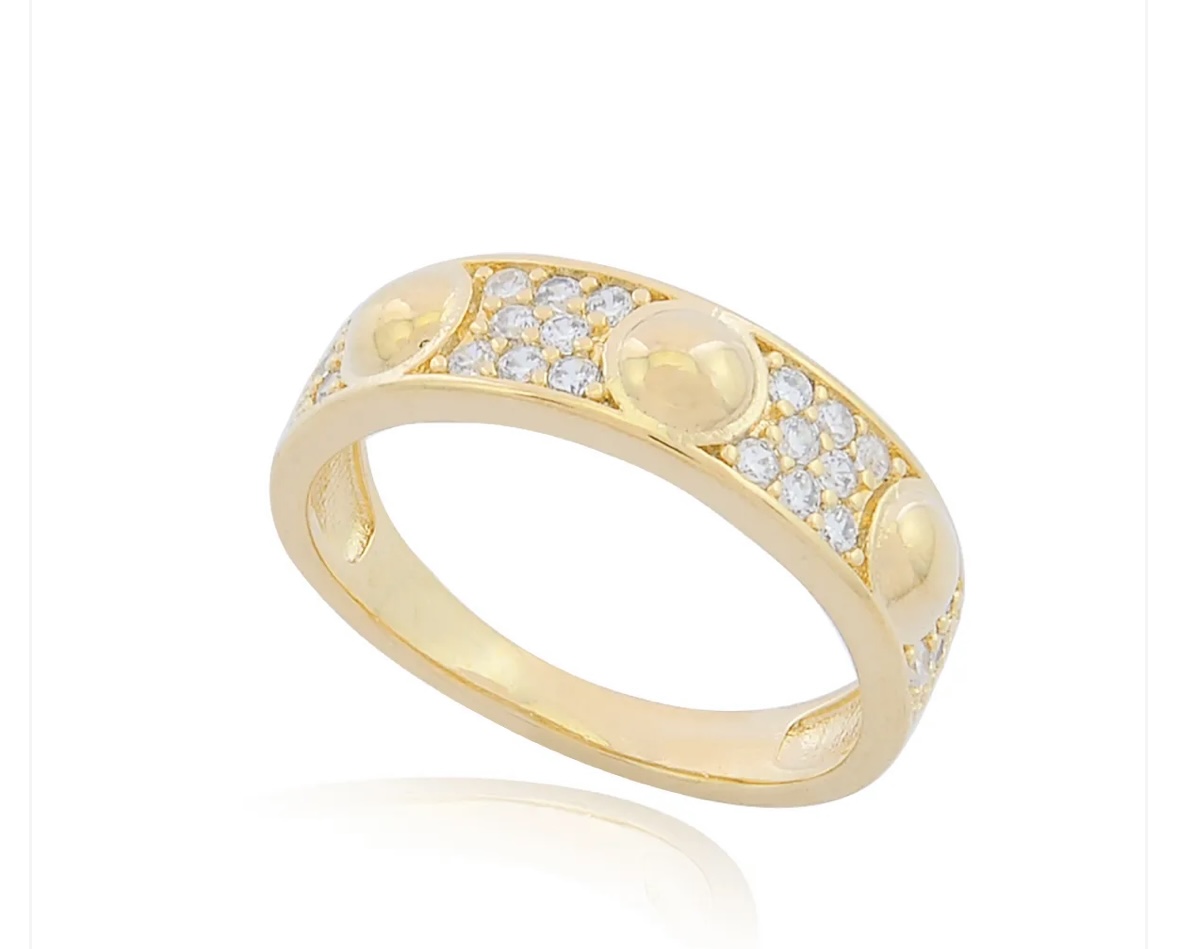 Anel Dourado com Zircônias