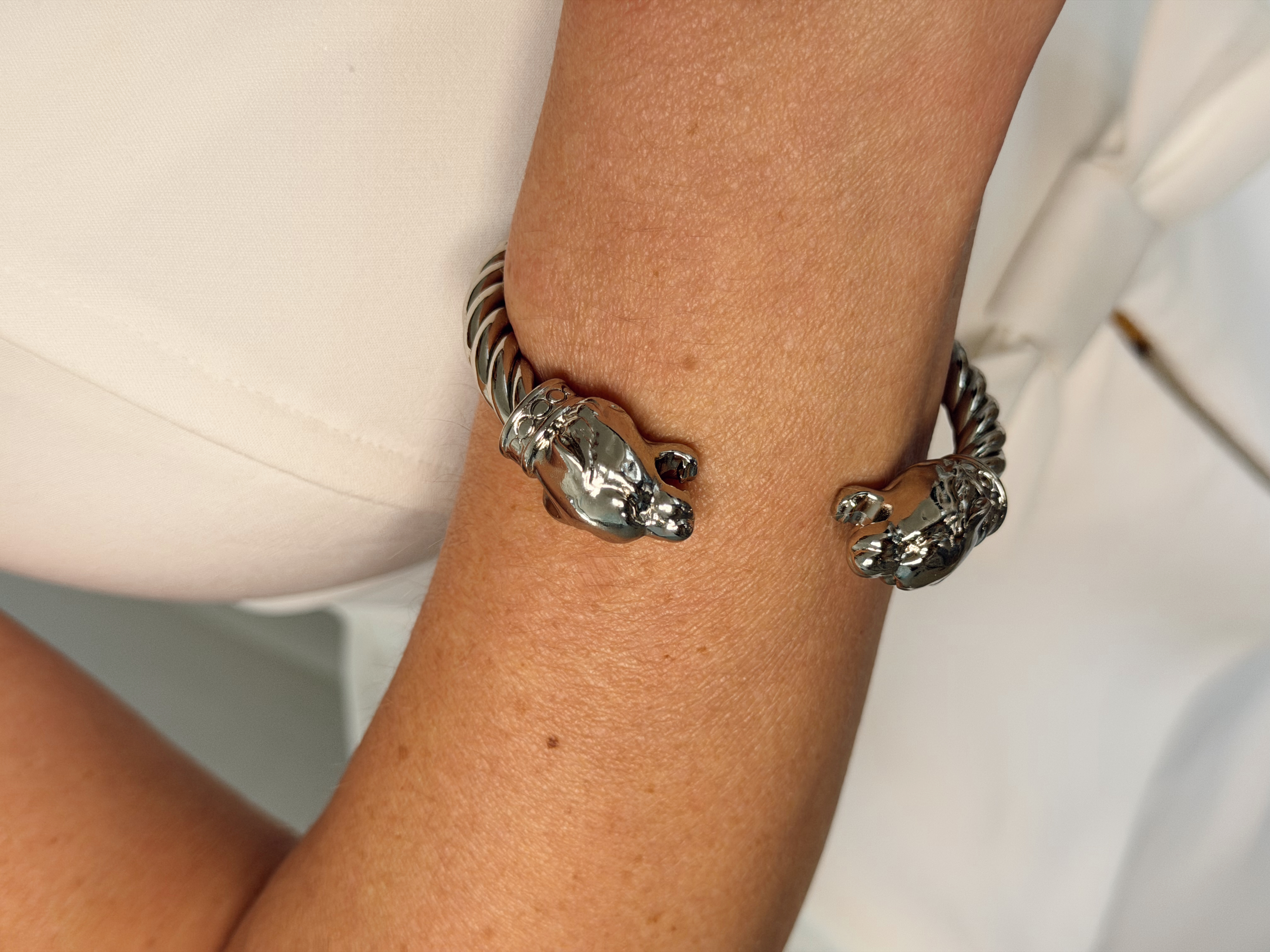 Bracelete Cabeça de Pantera Prateado
