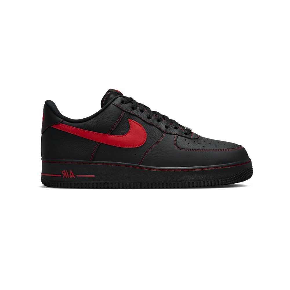 NIKE AIR FORCE 1 07 LV8
