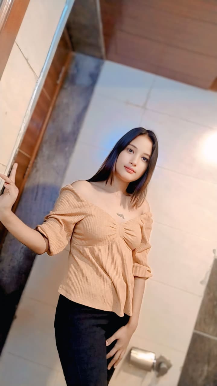 Luxury Lounge Booking