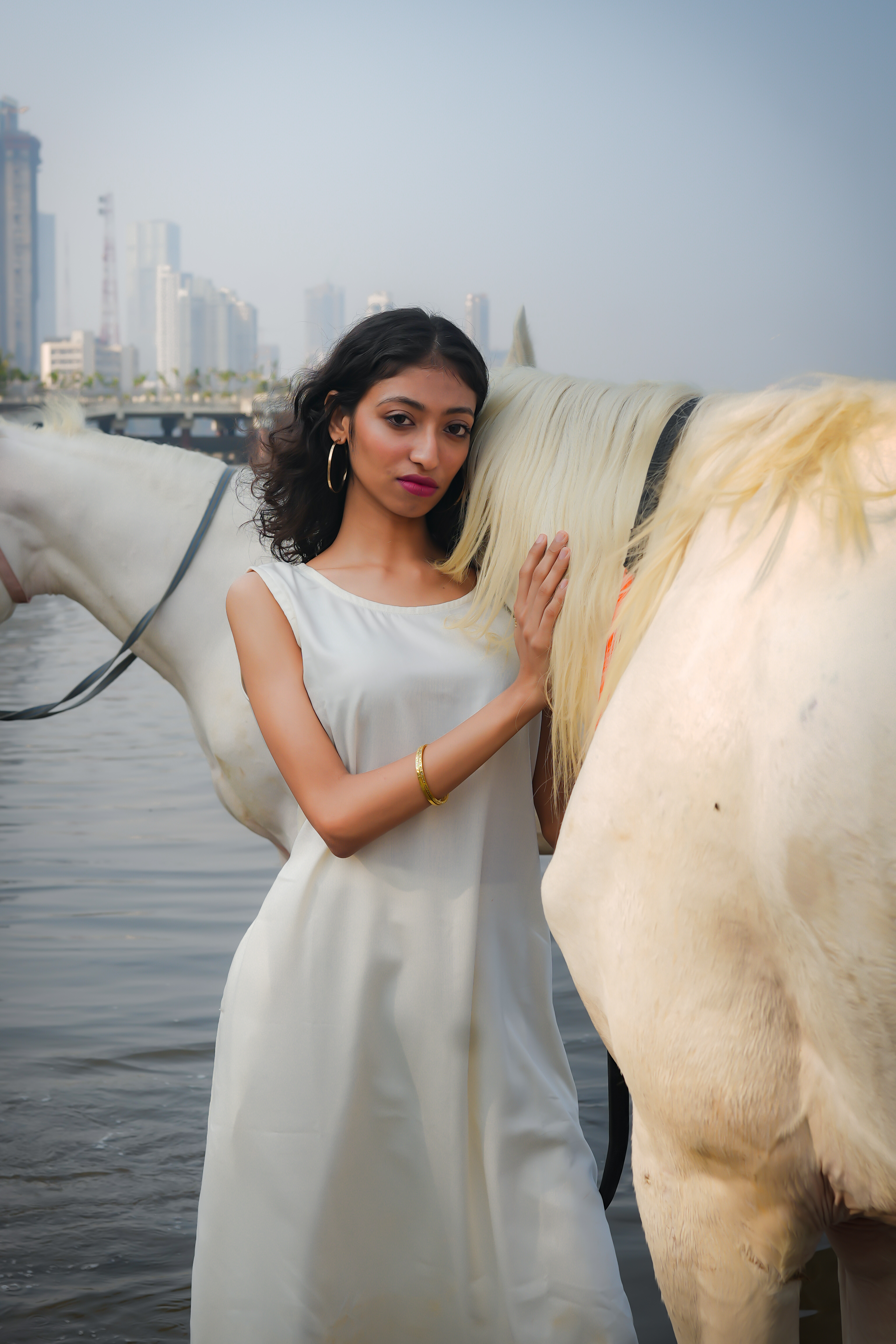 The minimalist charm