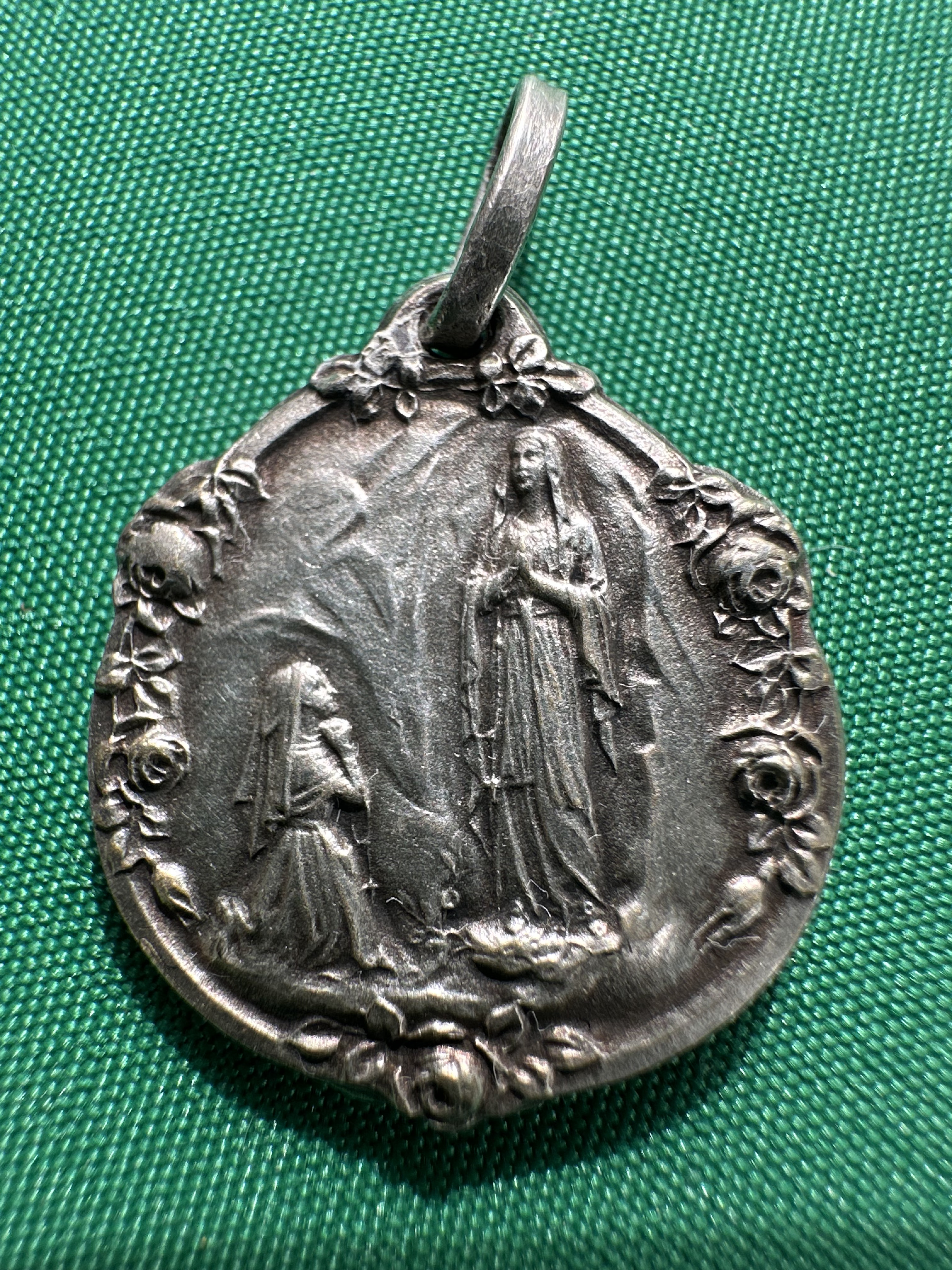 Médaille Vierge de Lourdes