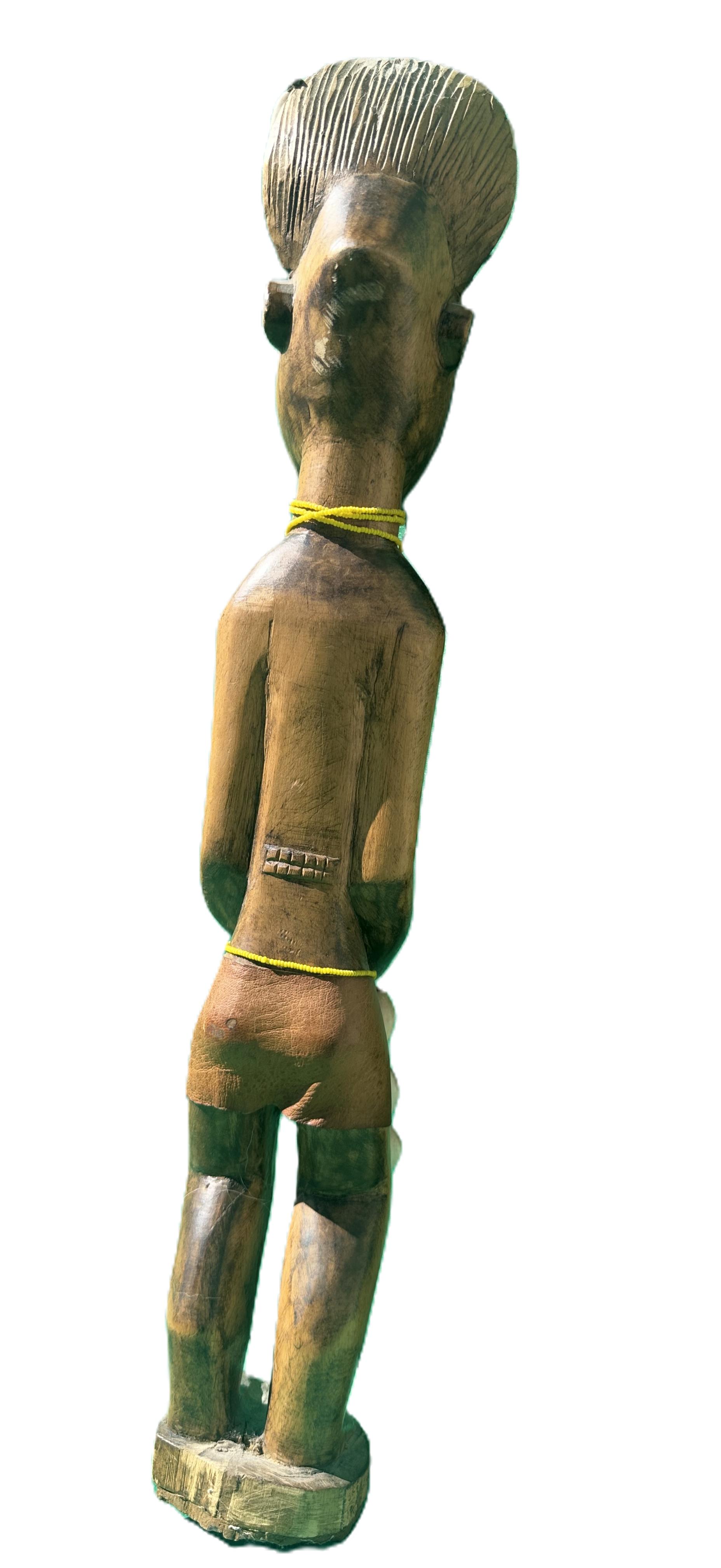 Statue en bois africain