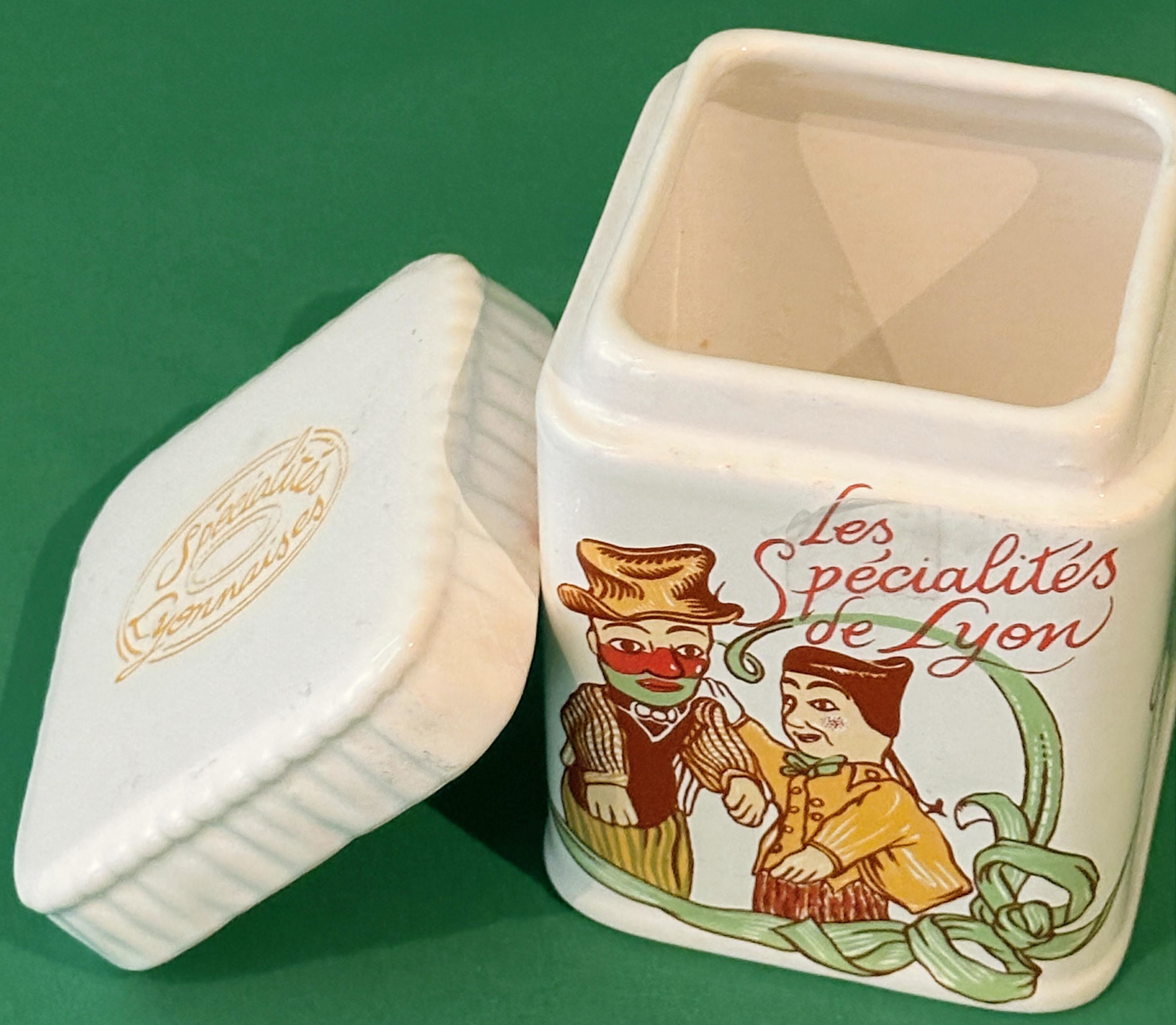 pot en ceramique 'Les Specialités de Lyon'