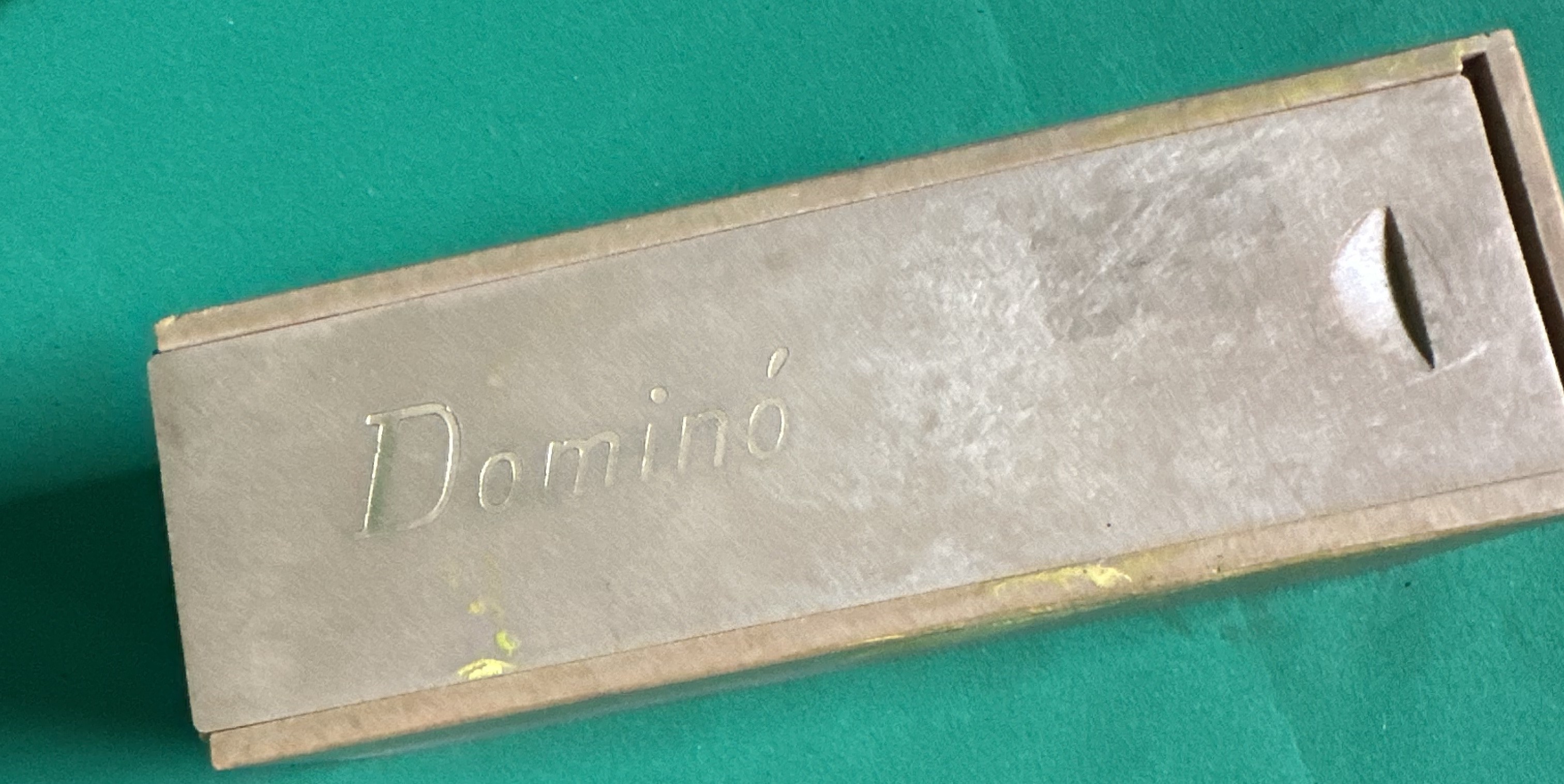 Boîte de Dominos Vintage