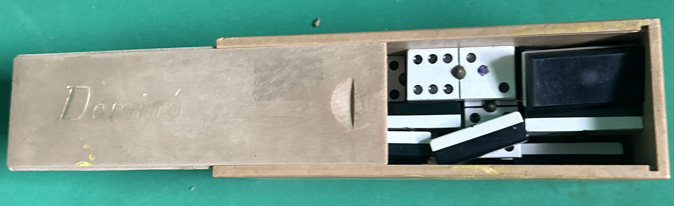Boîte de Dominos Vintage