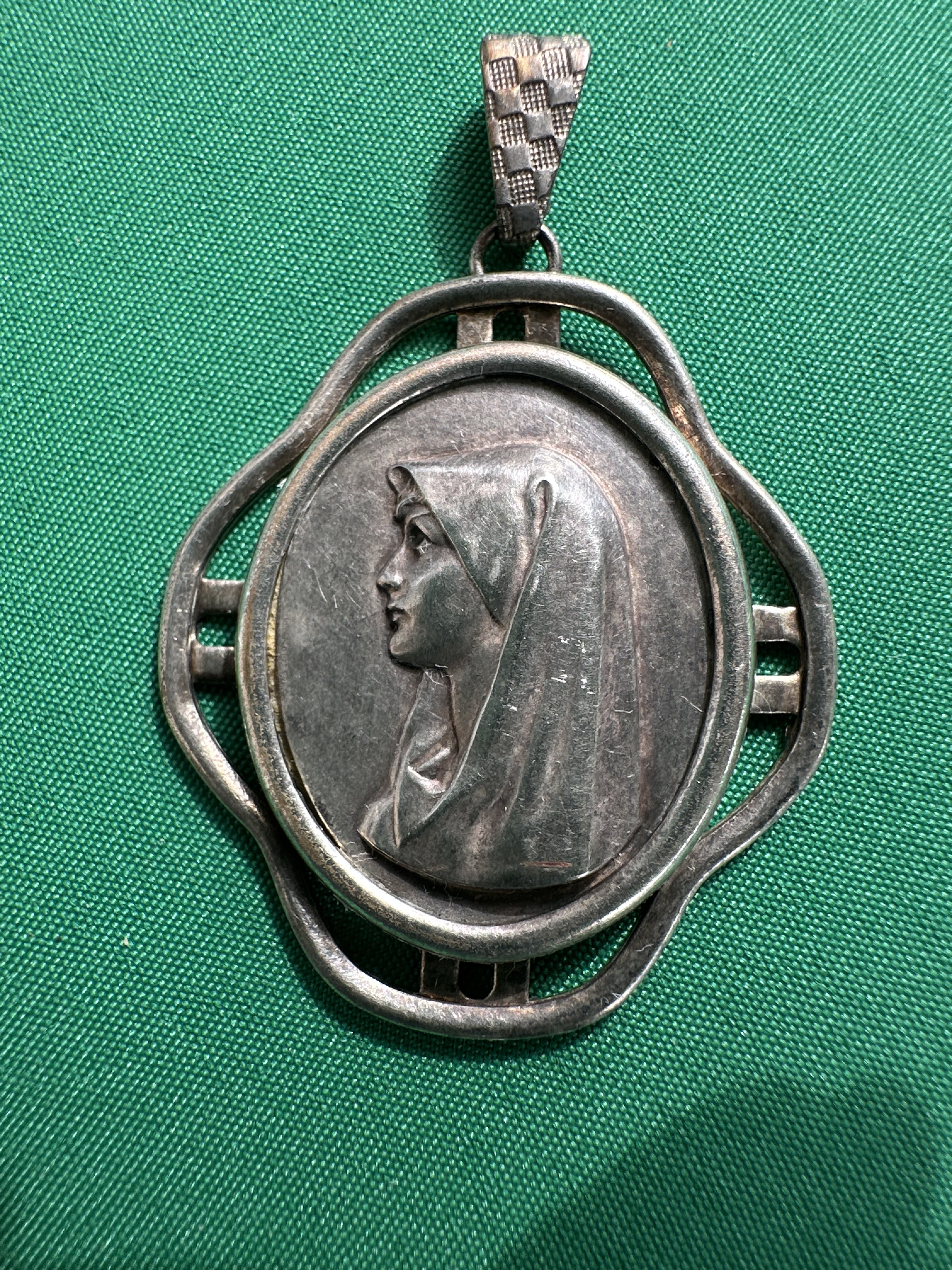Médaille Vierge Marie en argent