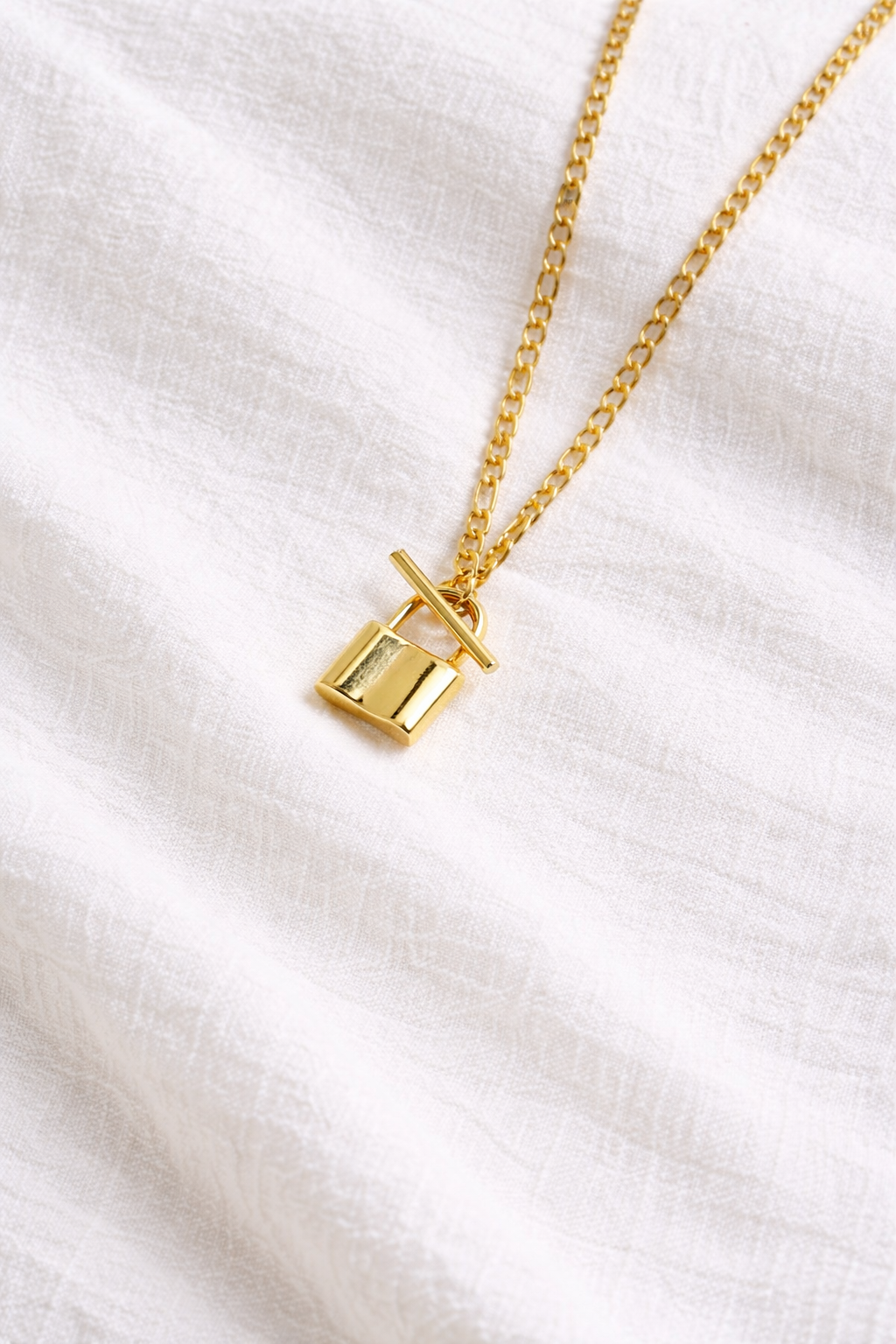 Gold Geometric Pendant Necklace