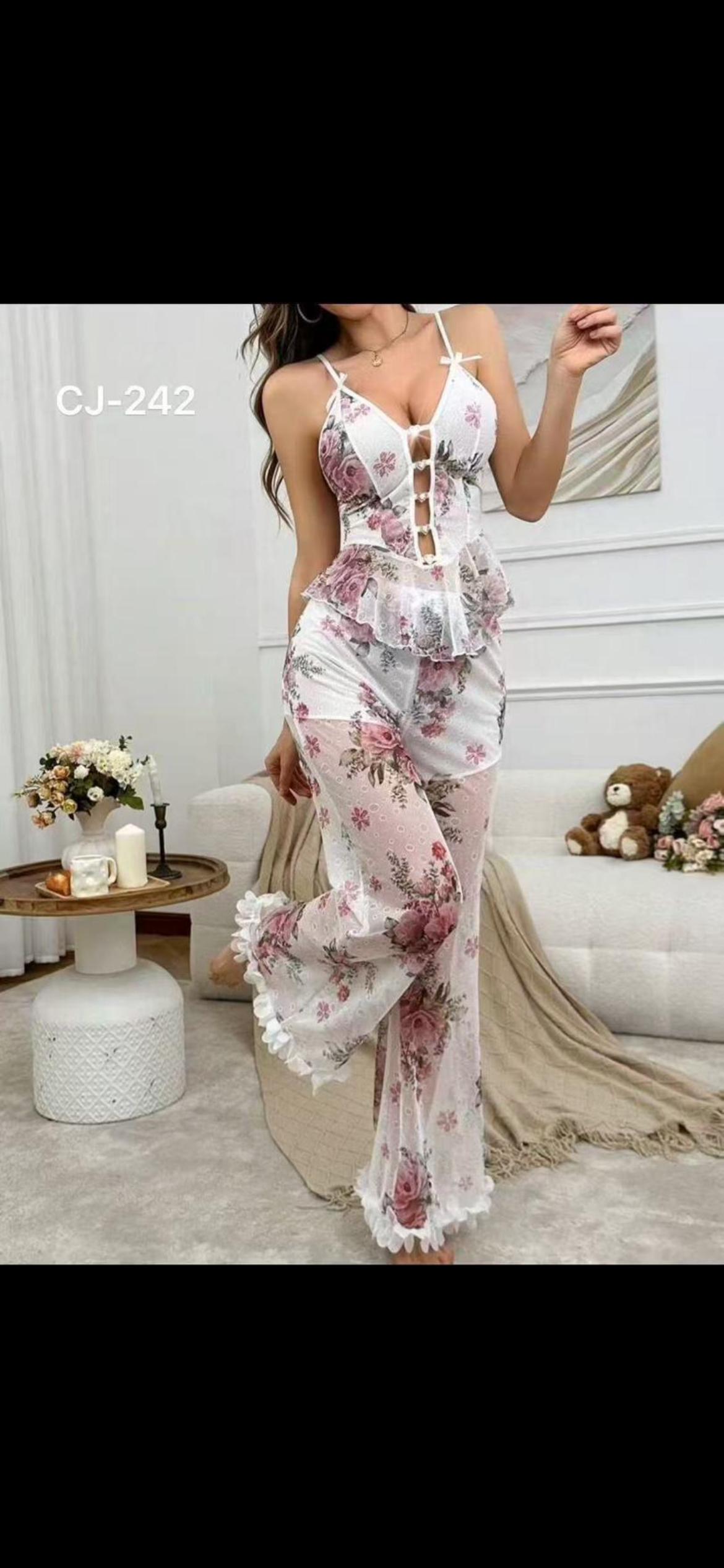 فستان نوم دانتيل مزهر