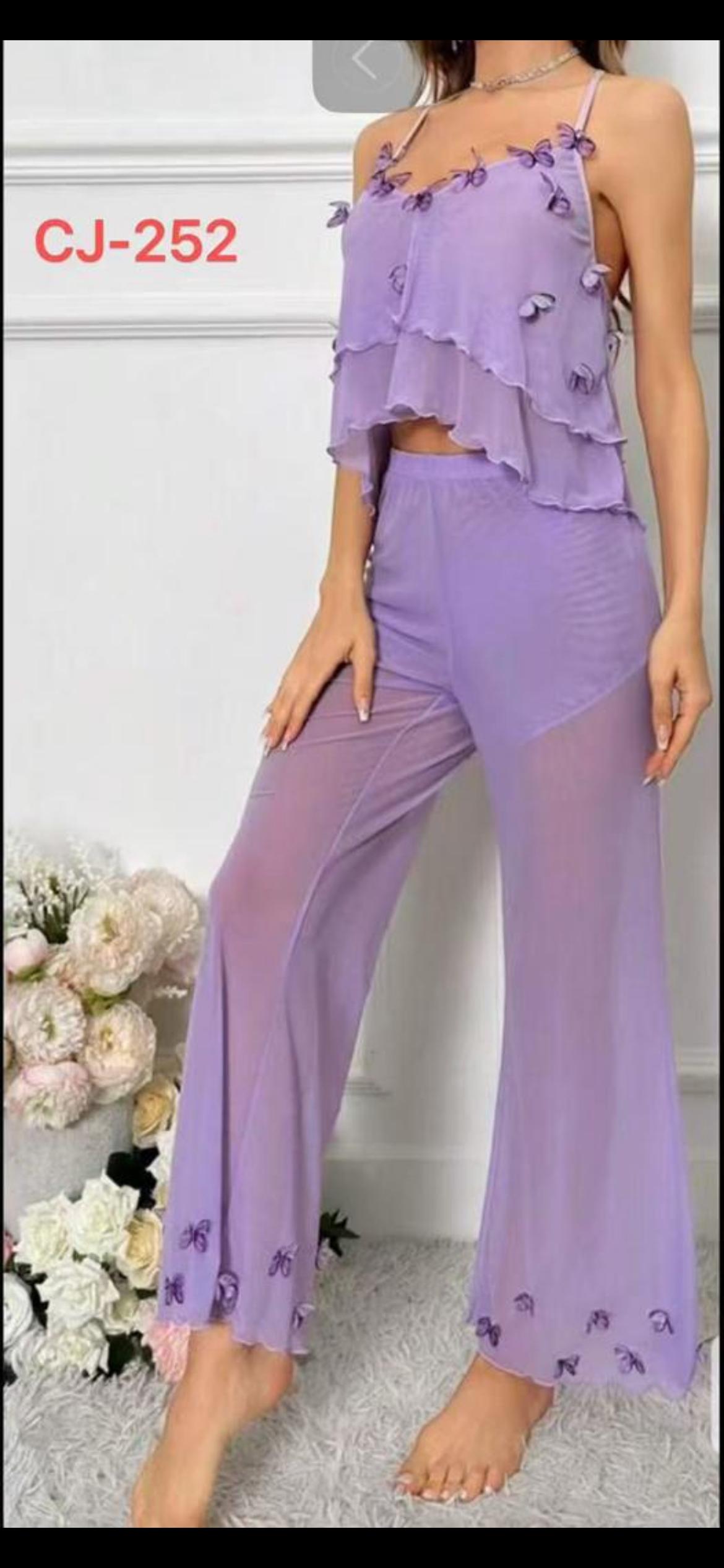 طقم نوم بنفسجي ناعم