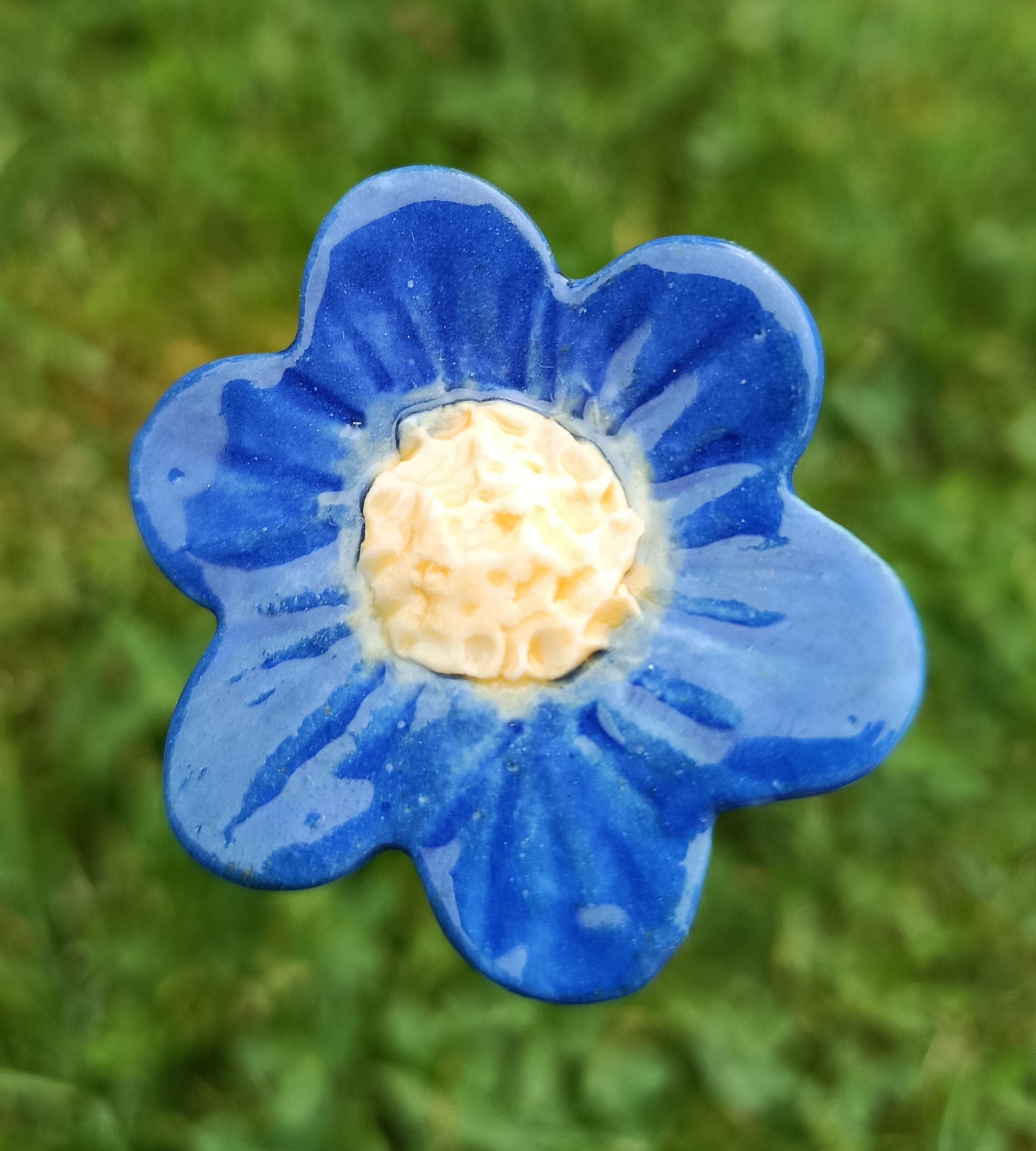 Petite anémone en porcelaine