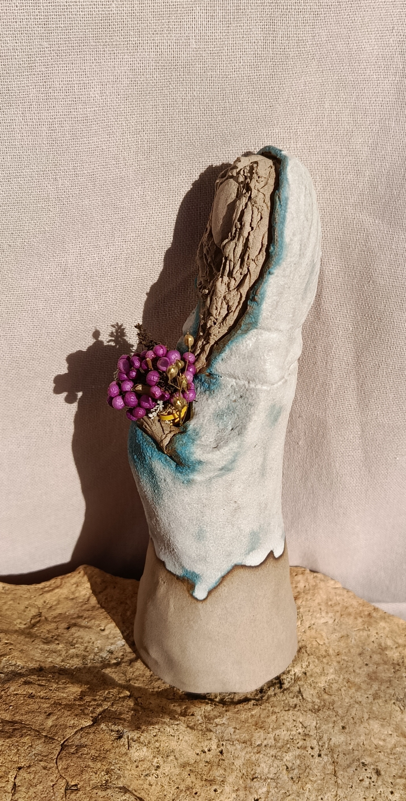 Statuette de Marie en attente