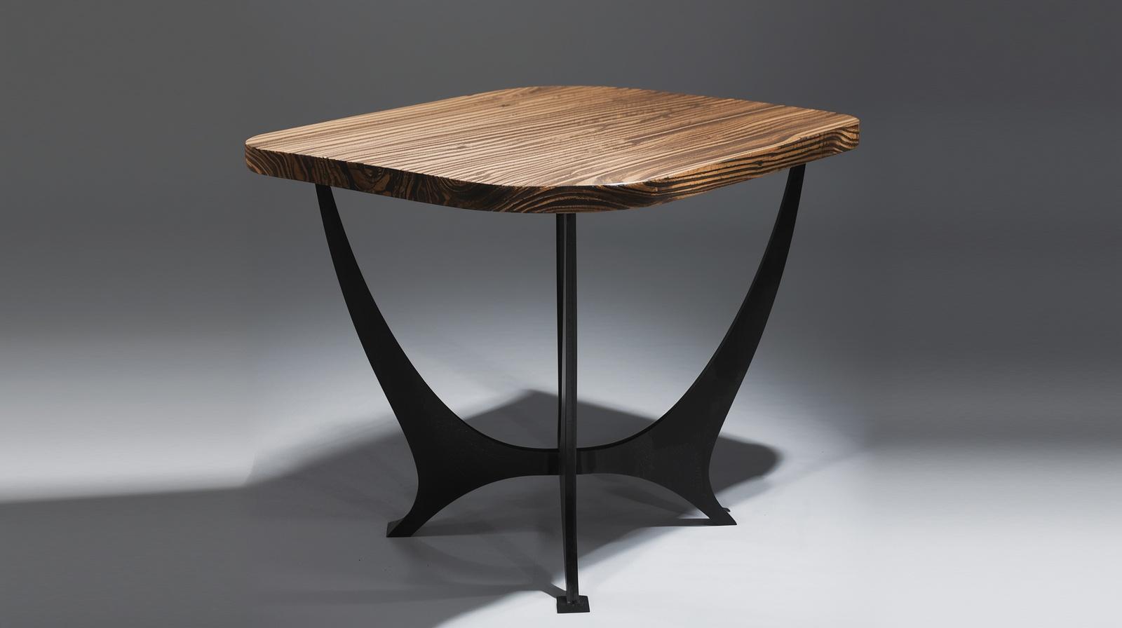 Mesa  de lateral DINAMO