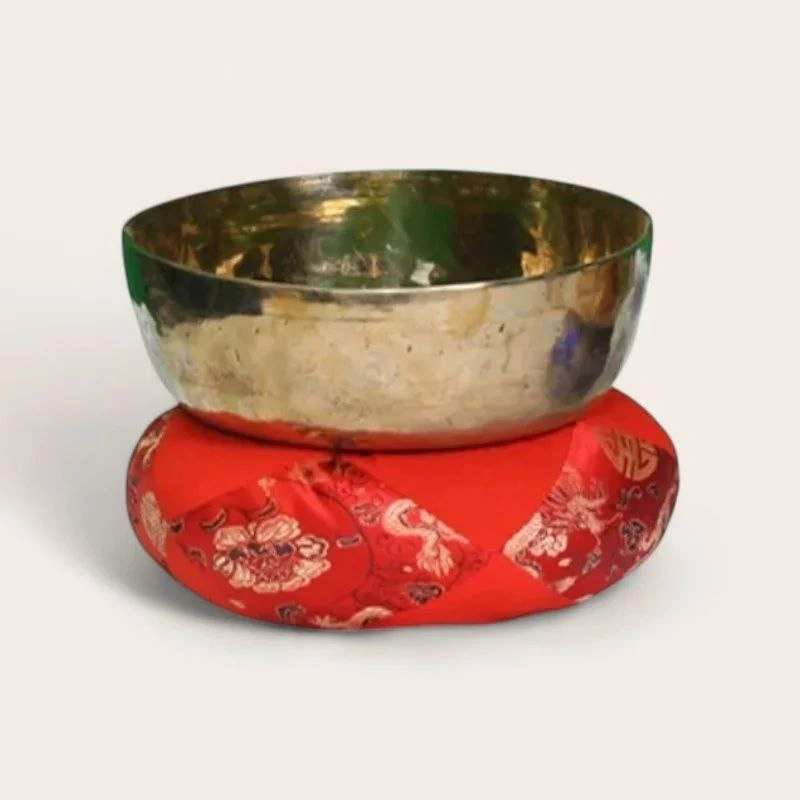 Hand Hammered Antique Tibetan Singing Bowl for Meditation