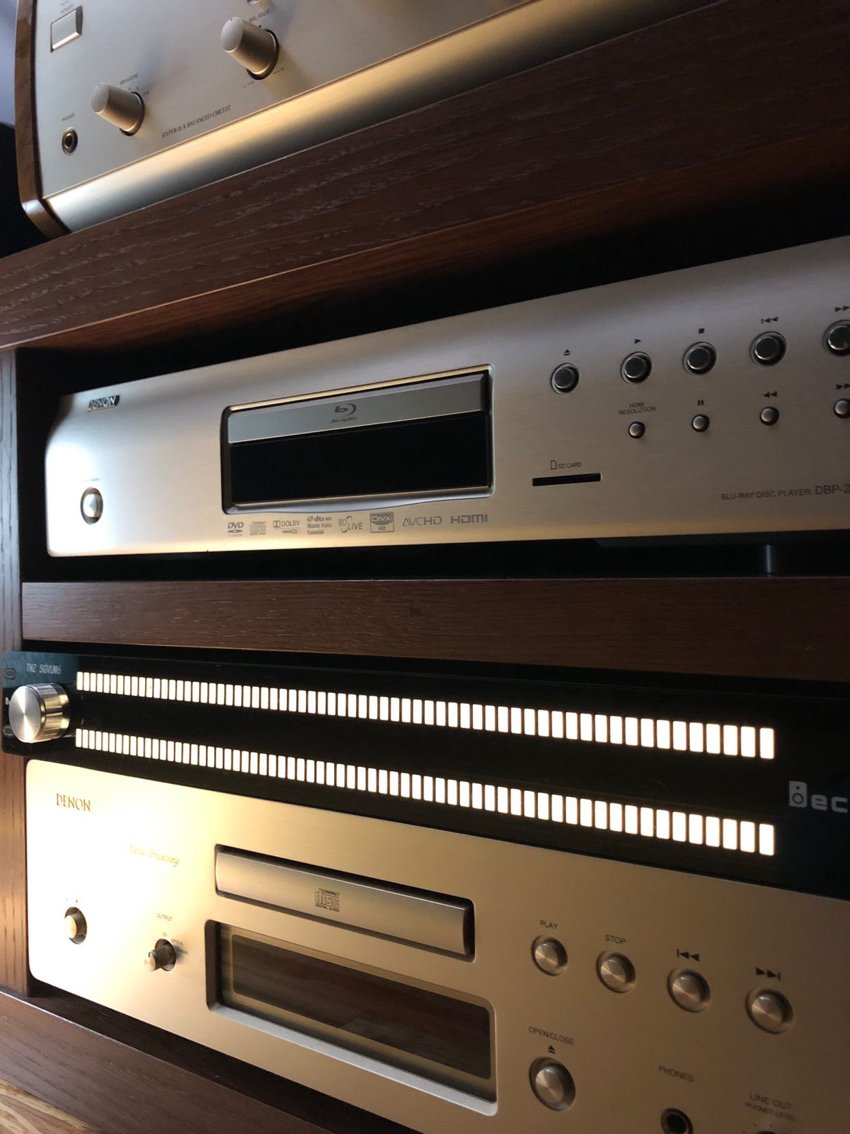 Decibelvibe TNZ SGVUM6 - Audio Graphic VU Meter (Silver)