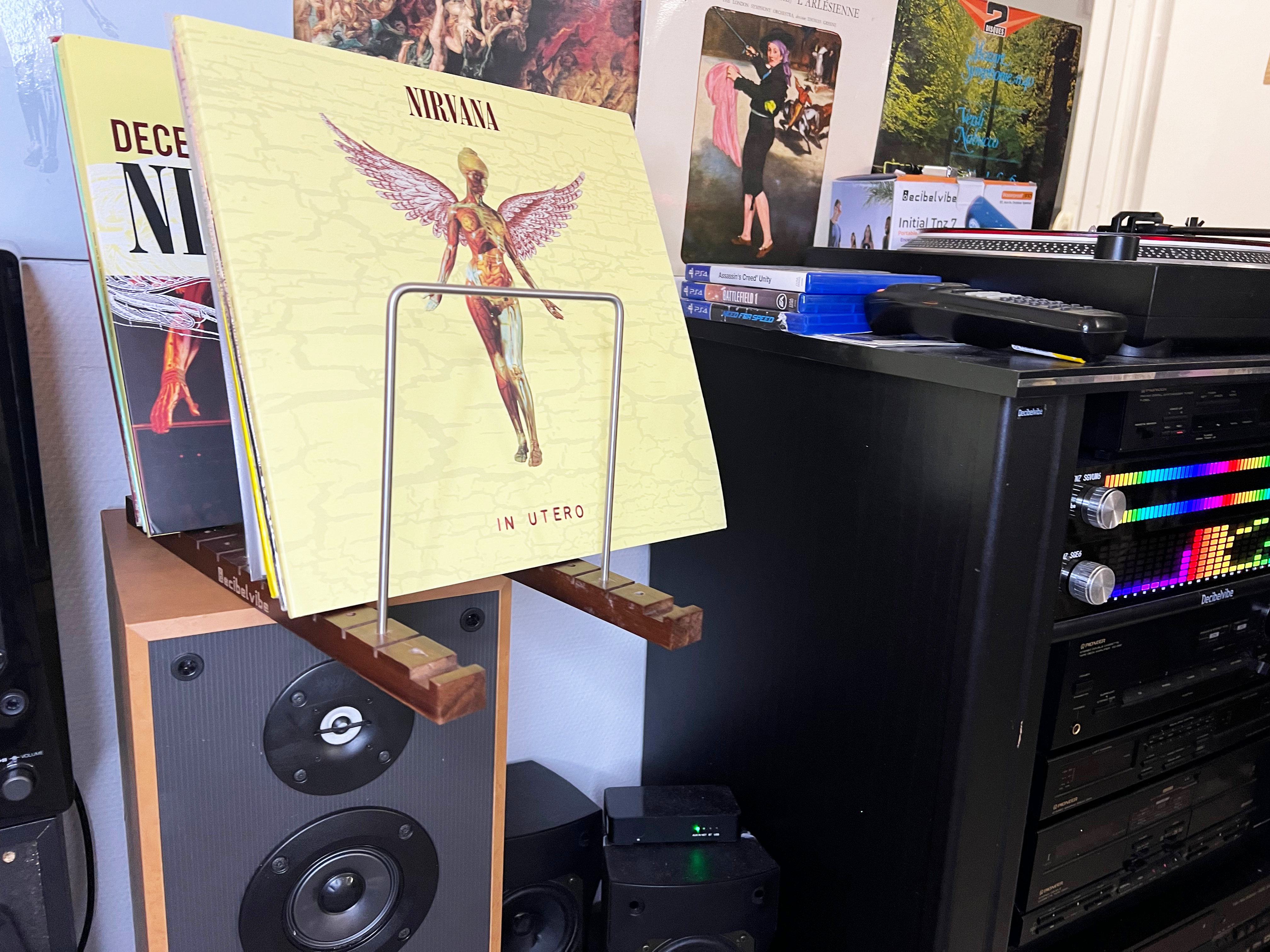 Decibelvibe Vinyl Record Storage and Player Stand