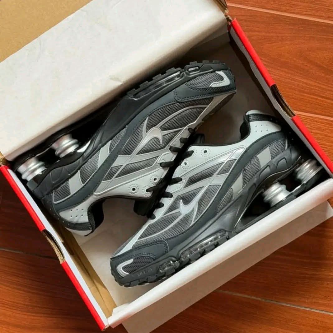 Authentic Nike Footwear 