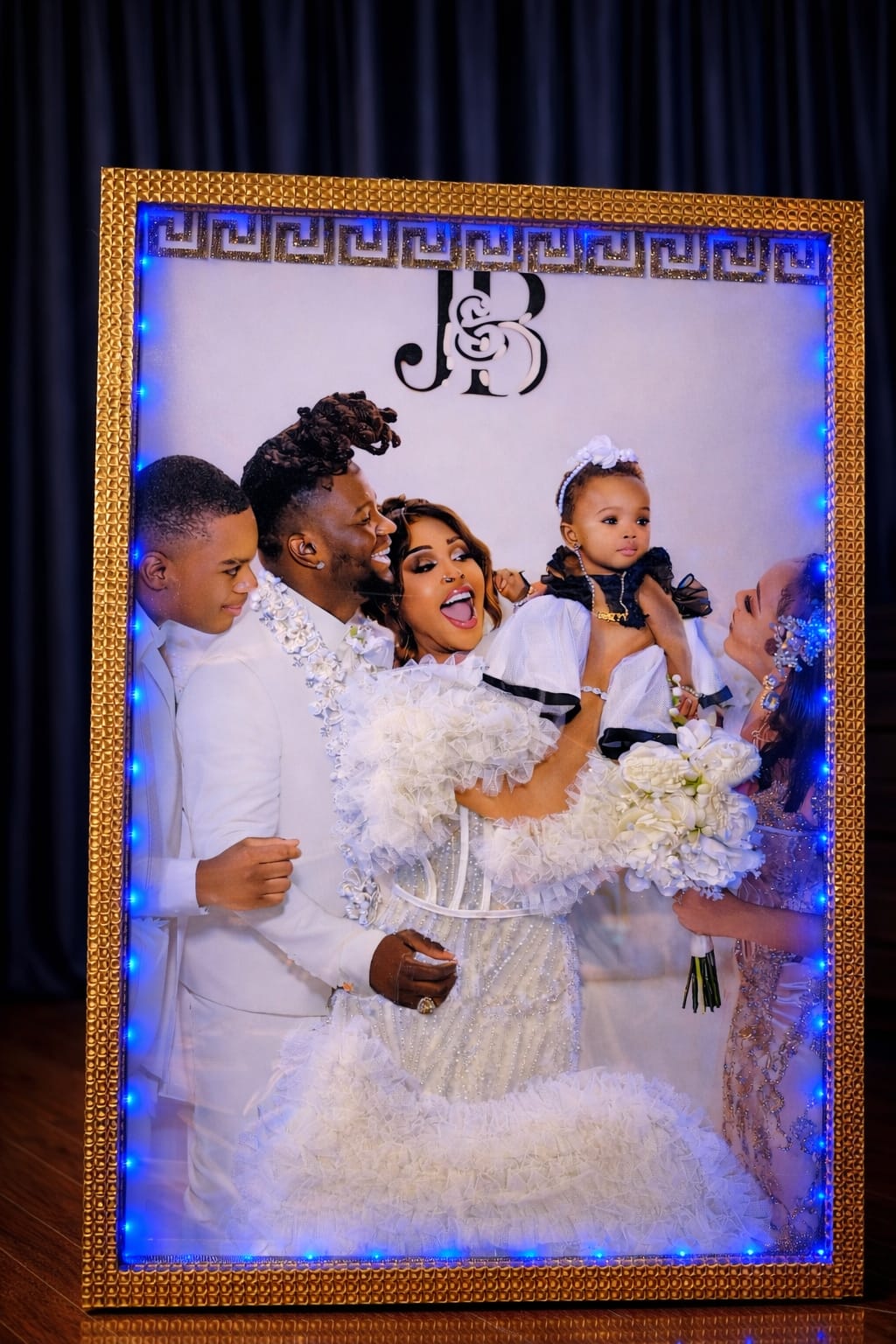 Luxury Gold 3D Frame Light Open Frame 24 X 36