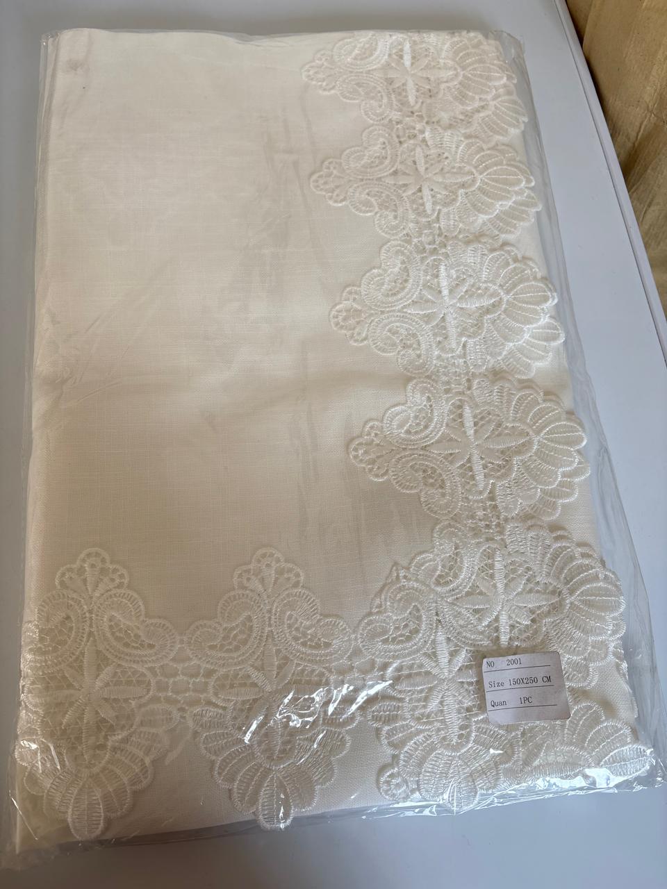 Toalha de Mesa Rendanda
