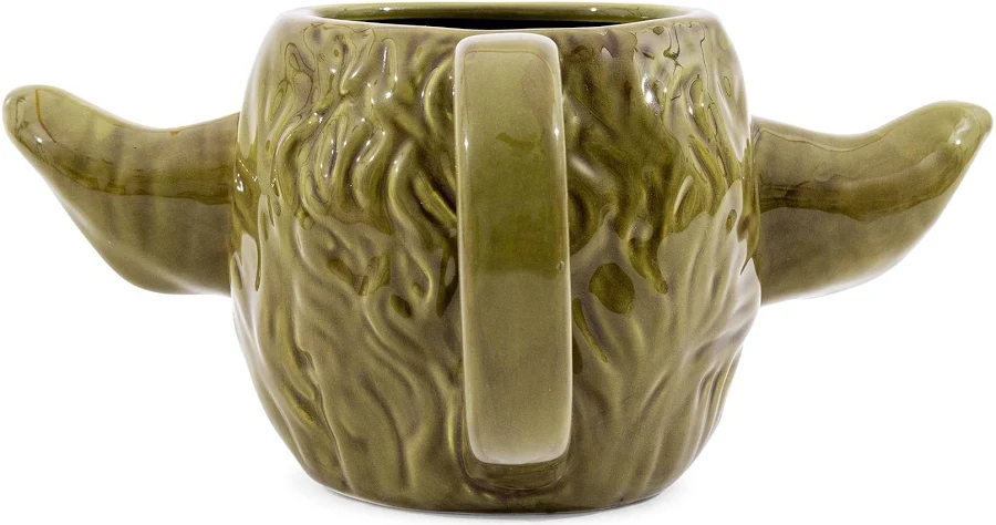 Galactic Sip  Presents Yoda wishing you a Personalized Happy Birthday !