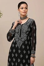 Black Embroidered Kurta