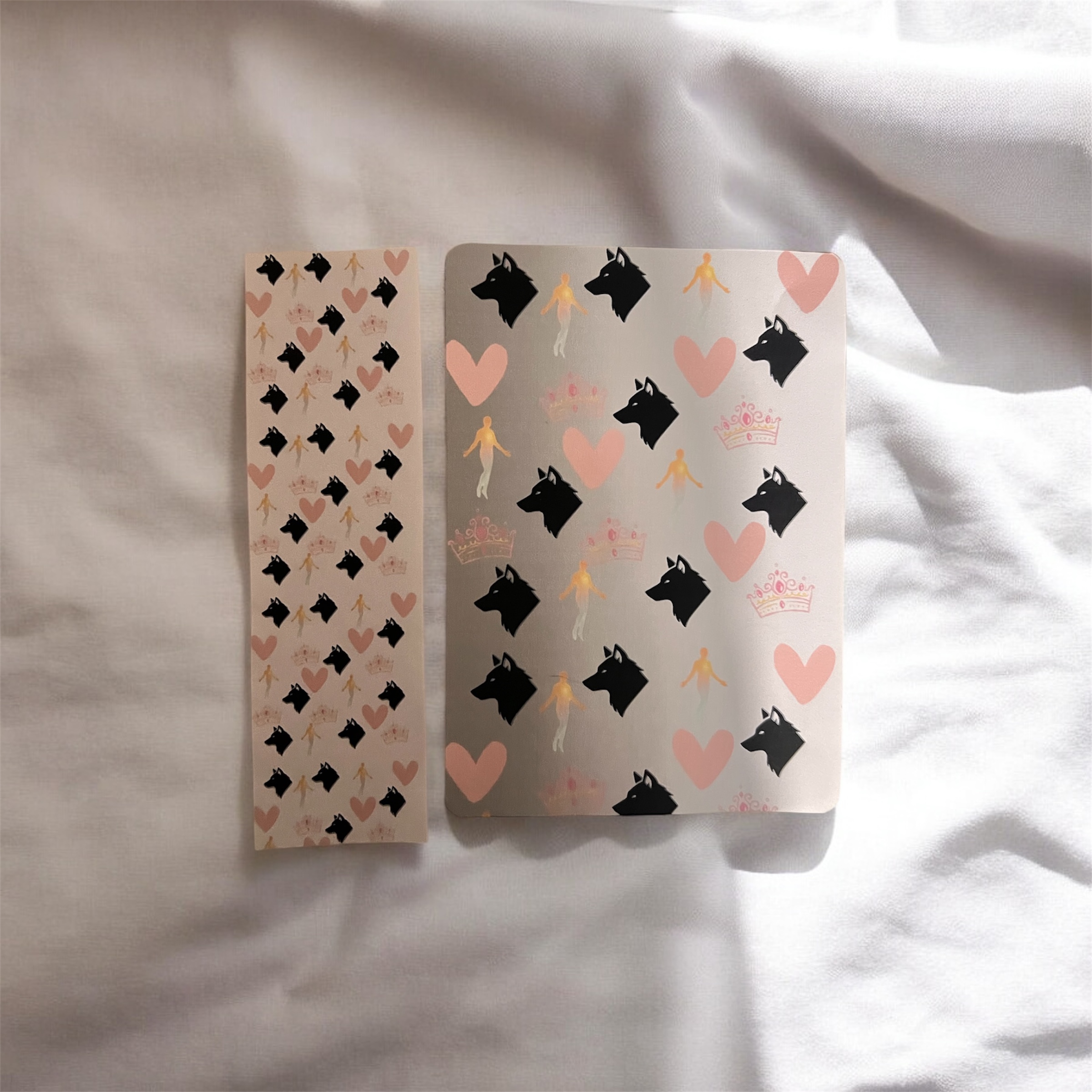 Wolf kindle insert and laminated bookmark set