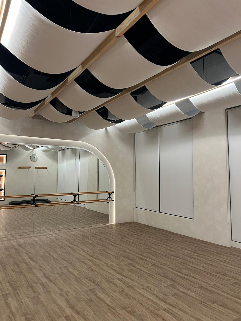 REFORM PILATES STUDIO